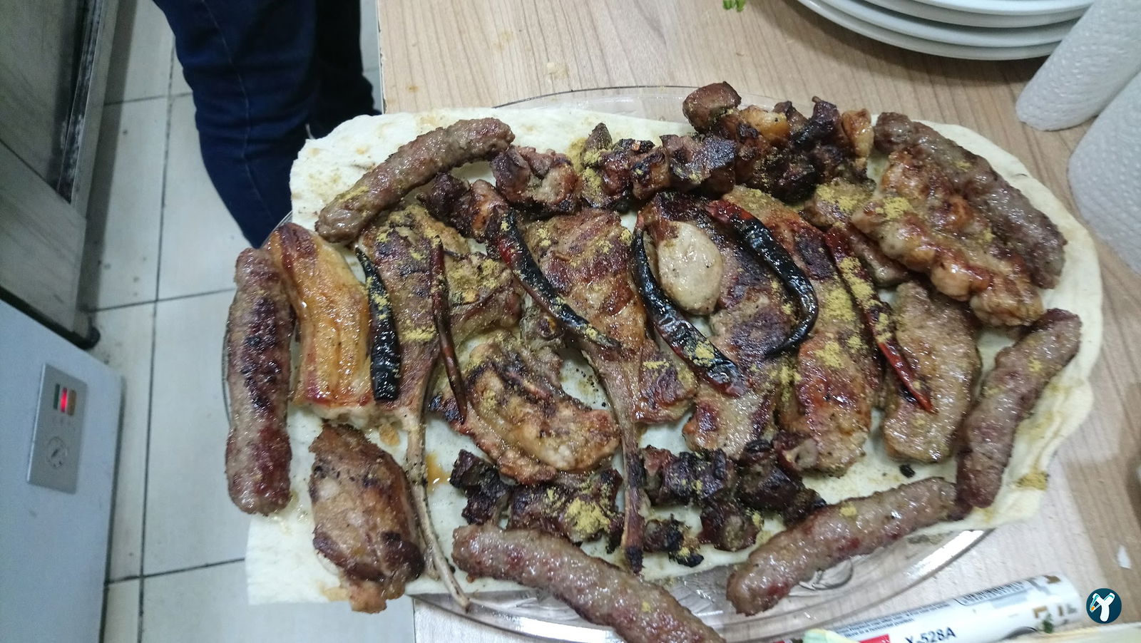 Sakli Bahçe Kokoreç Ve Kebab Salonu(Levent Bayram)