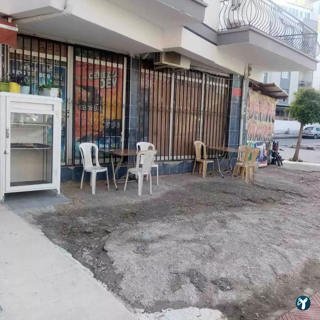 Mani̇sa Staj Ve Çiraklik Mağdurlari Derneği̇ Lesya Çay Evi̇