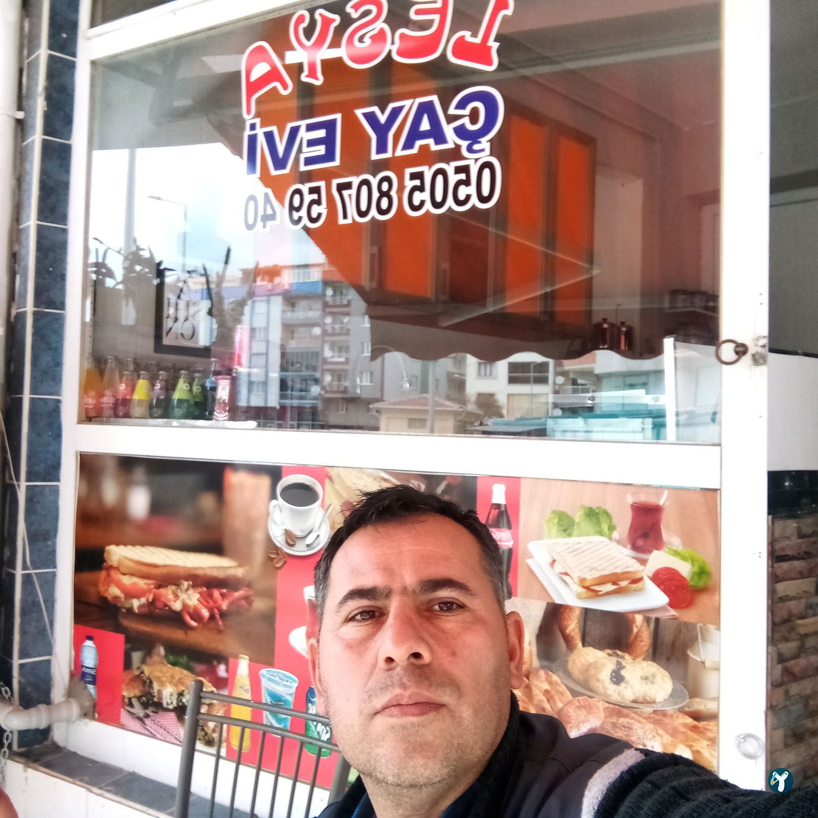 Mani̇sa Staj Ve Çiraklik Mağdurlari Derneği̇ Lesya Çay Evi̇