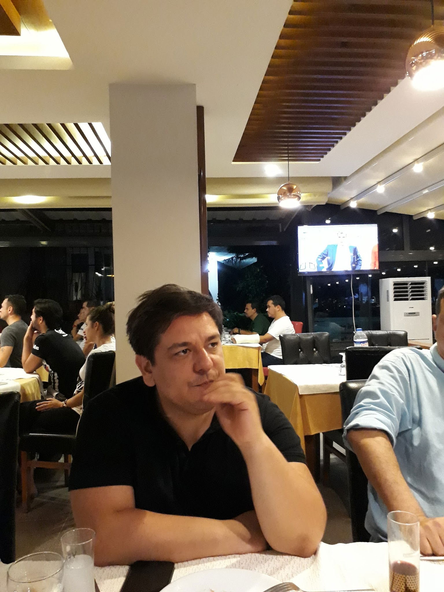 01 New Friends Kebab