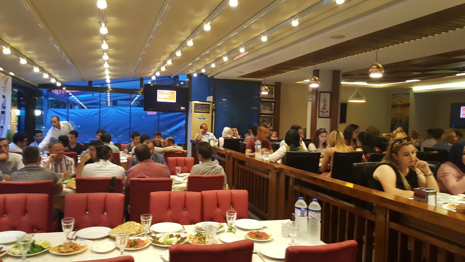 01 New Friends Kebab