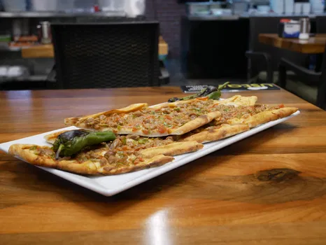 Usta Tantuni & Döner resimleri