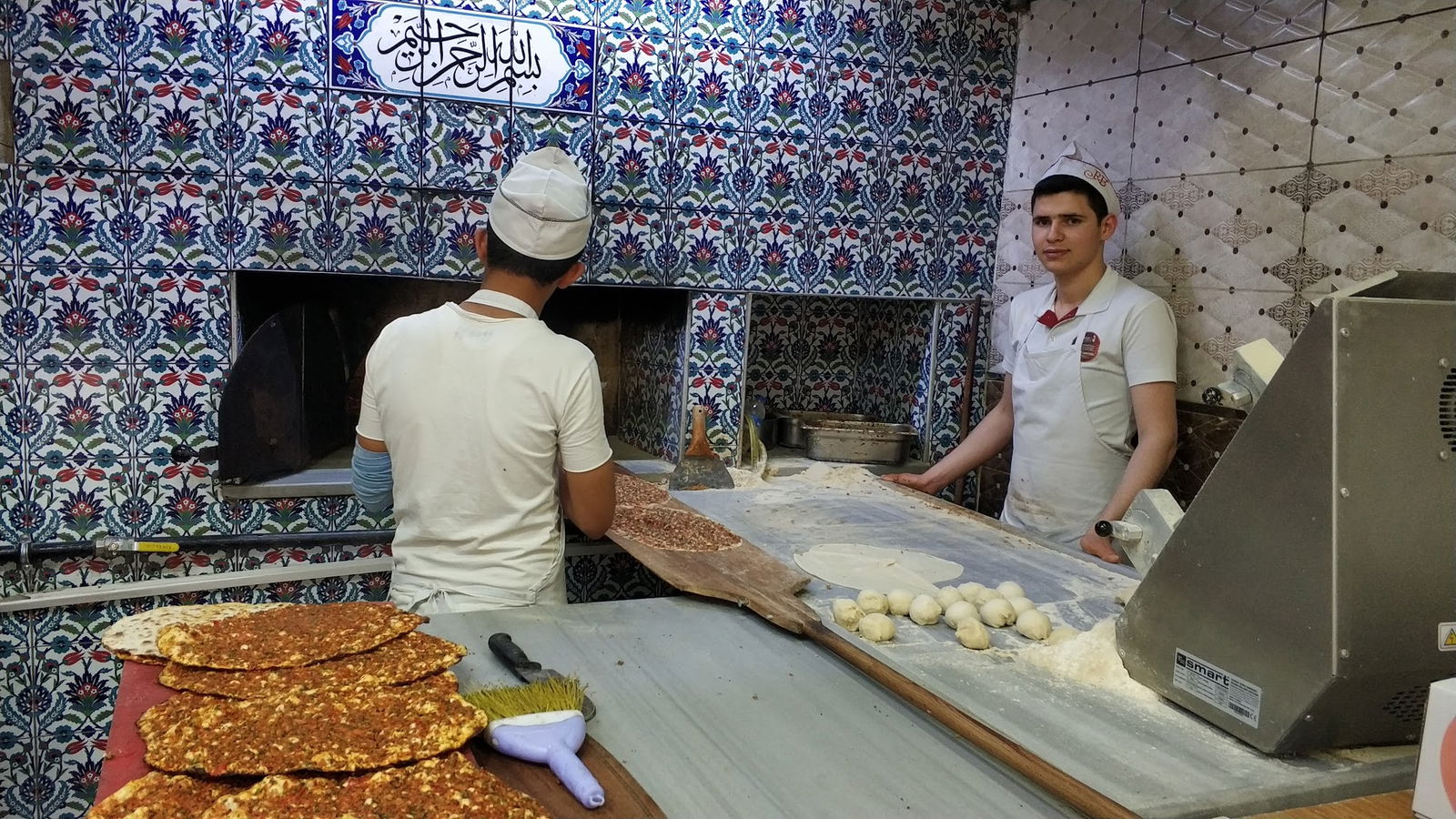 Antepli Tat Lahmacun-Şişli-Feriköy-Kurtuluş-Bomonti