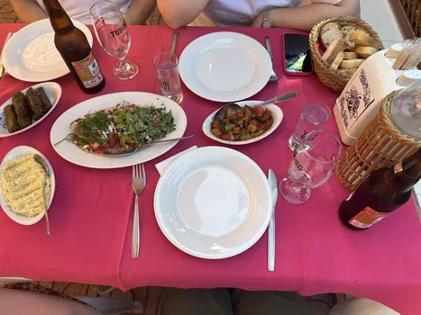 Yeni İdeal Restoran resimleri
