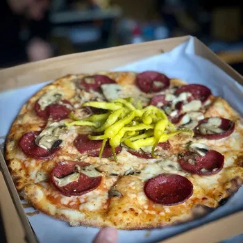 Pizza Locale - İncek resimleri