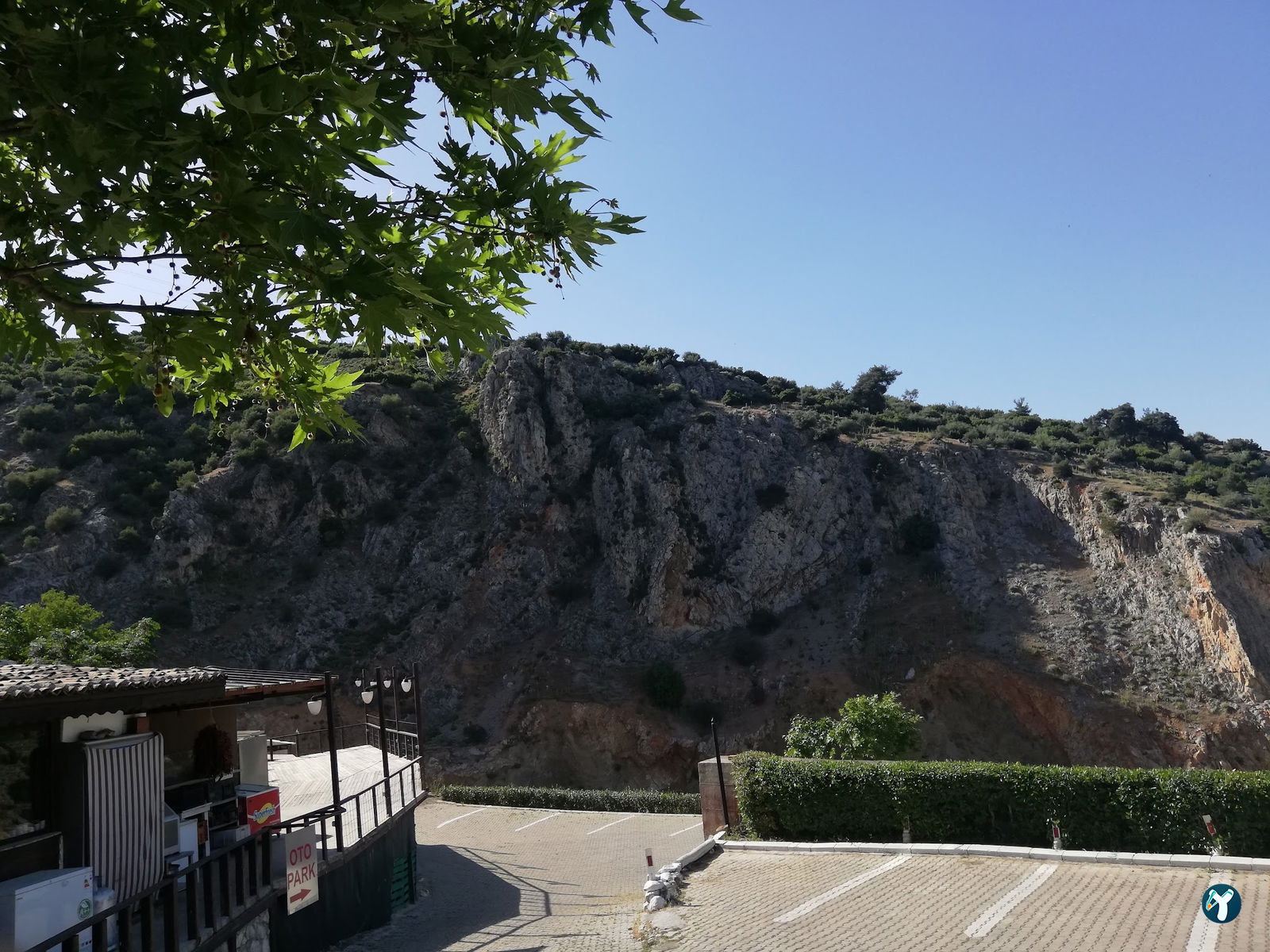 Anıt Cafe Restaurant