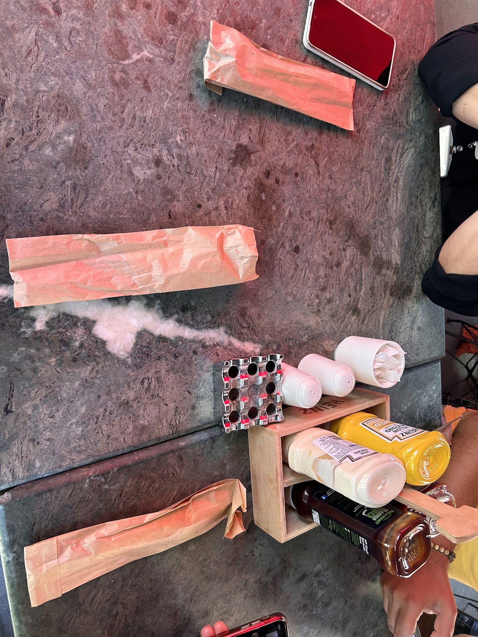 Nefist Cafe & Restaurant