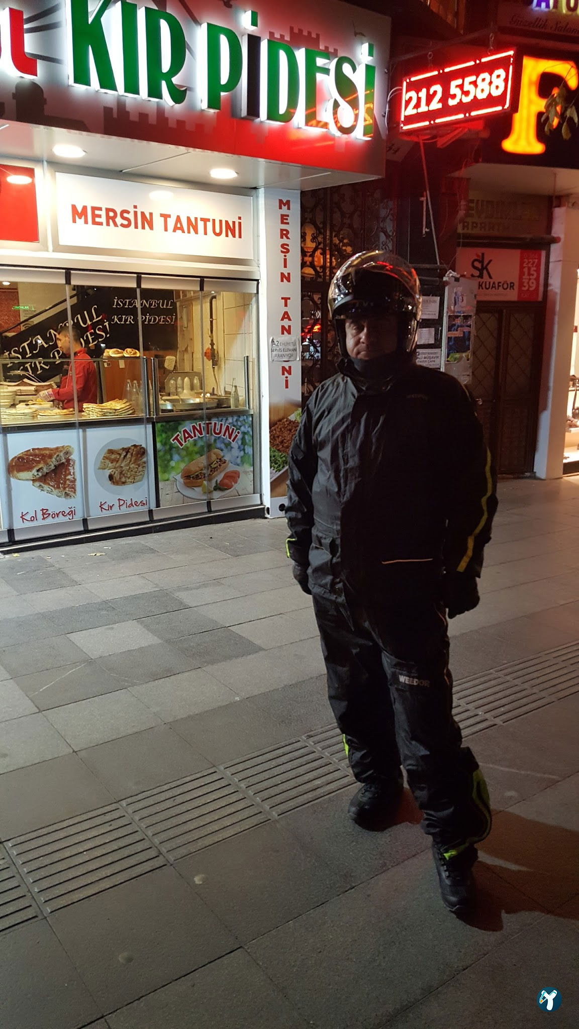 İstanbul Kır Pidesi Ve Börek Salonu