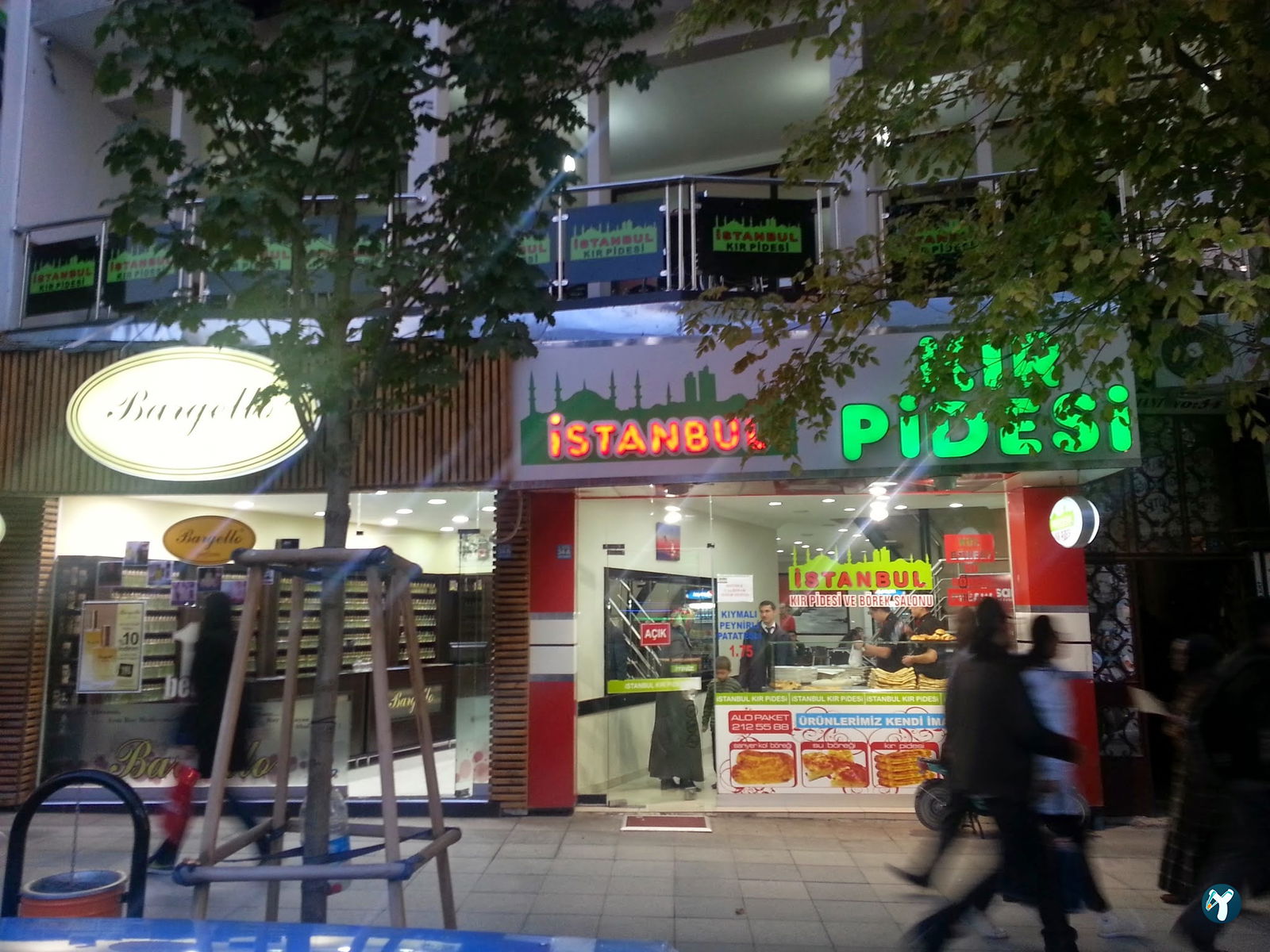 İstanbul Kır Pidesi Ve Börek Salonu