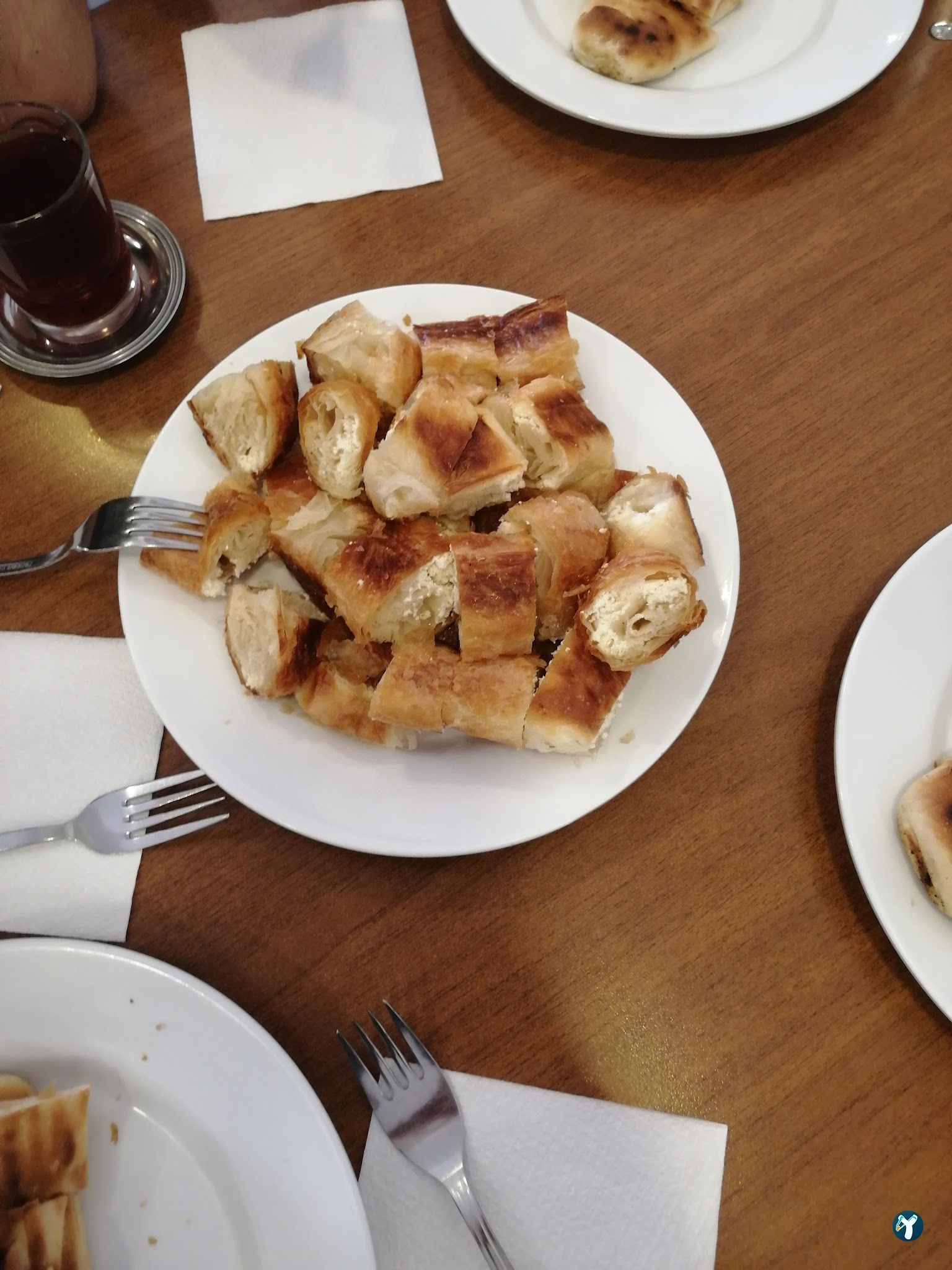 İstanbul Kır Pidesi Ve Börek Salonu