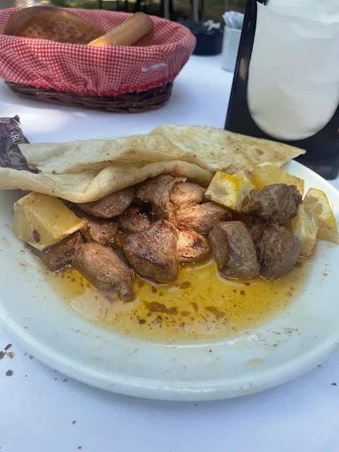 Garson Şükrü Aile Restaurant