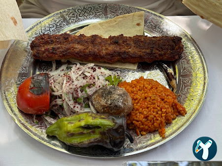 Garson Şükrü Aile Restaurant