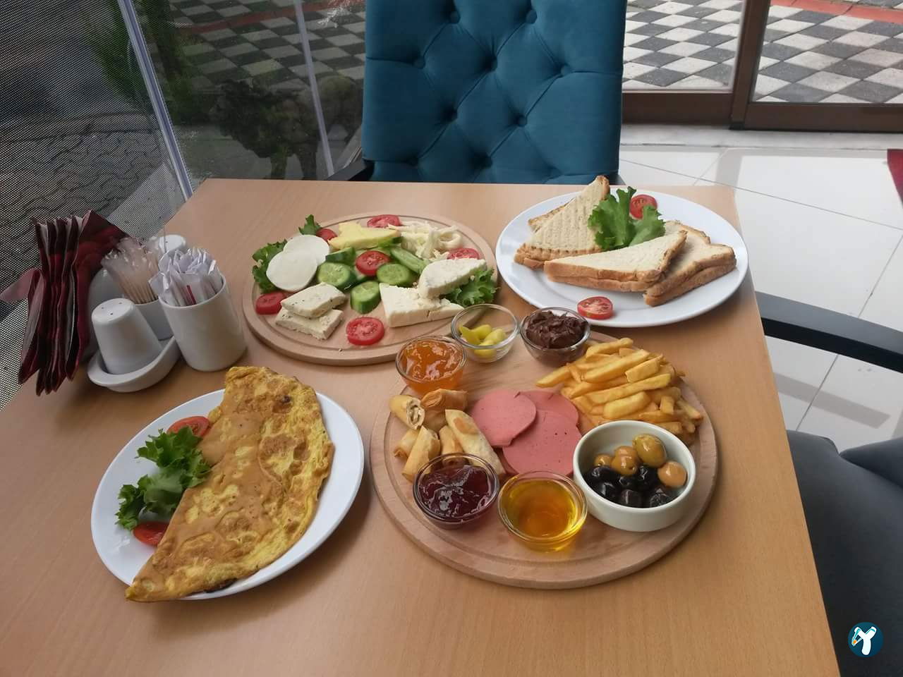 Nerissa Cafe