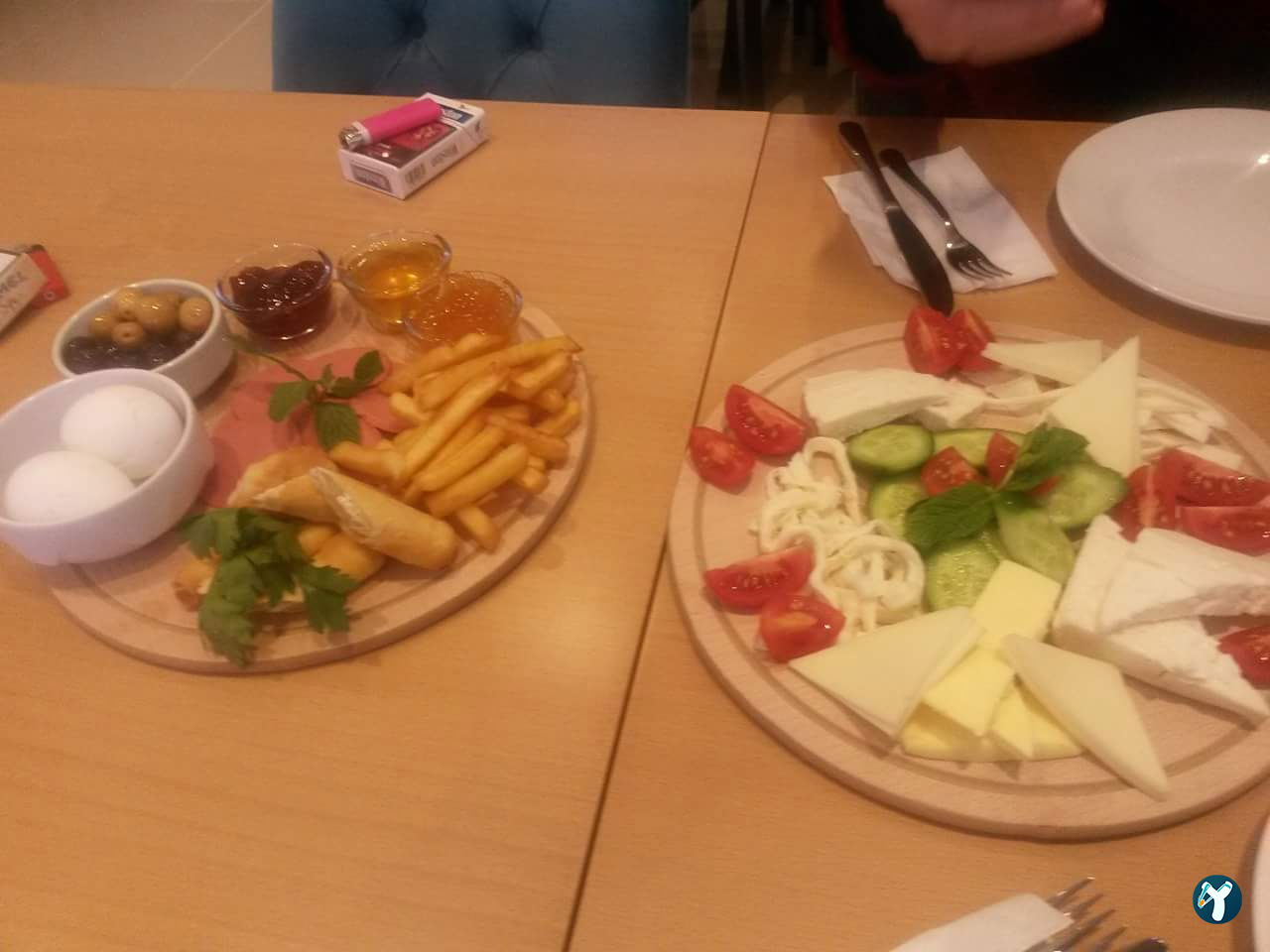 Nerissa Cafe