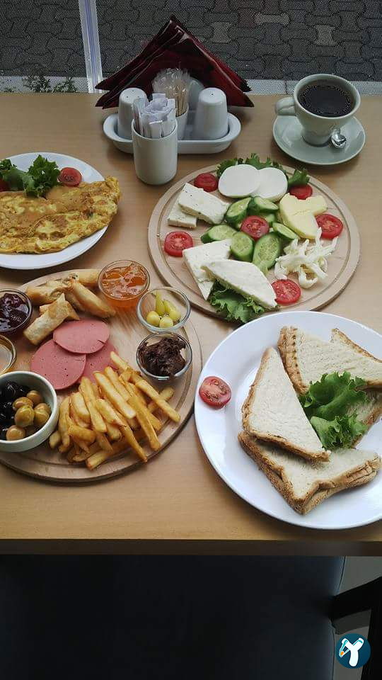 Nerissa Cafe