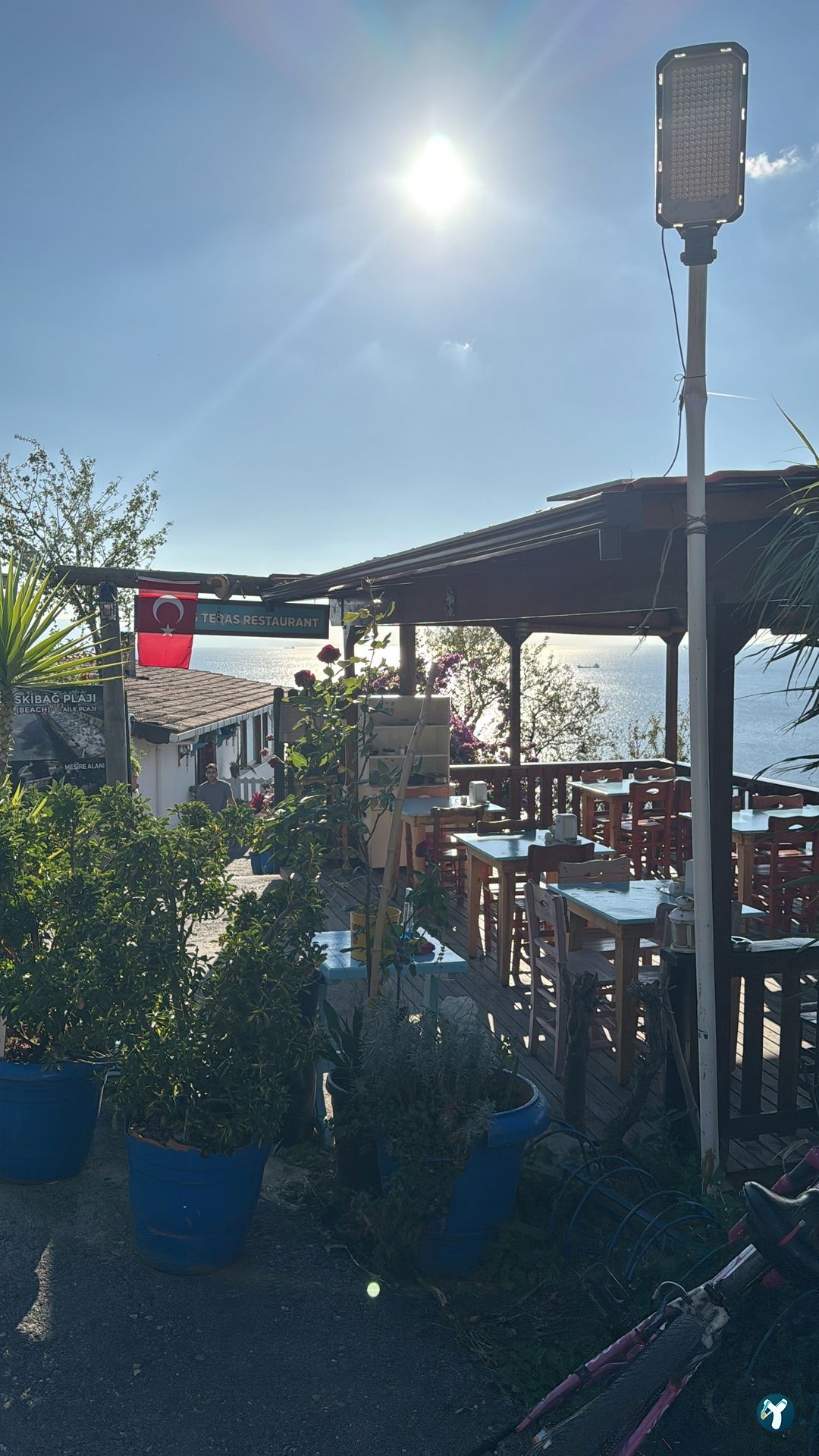 Viranbag Cafe