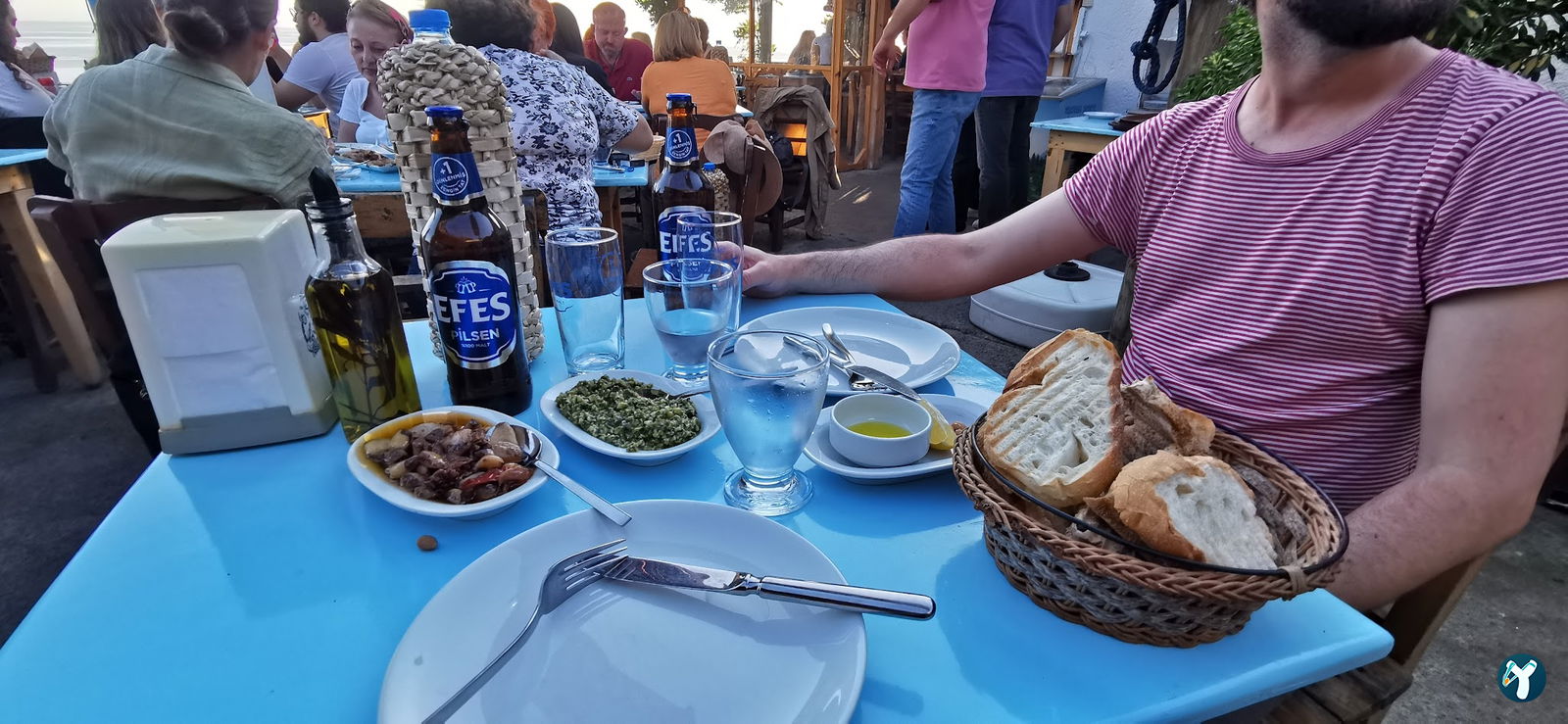 Viranbag Cafe