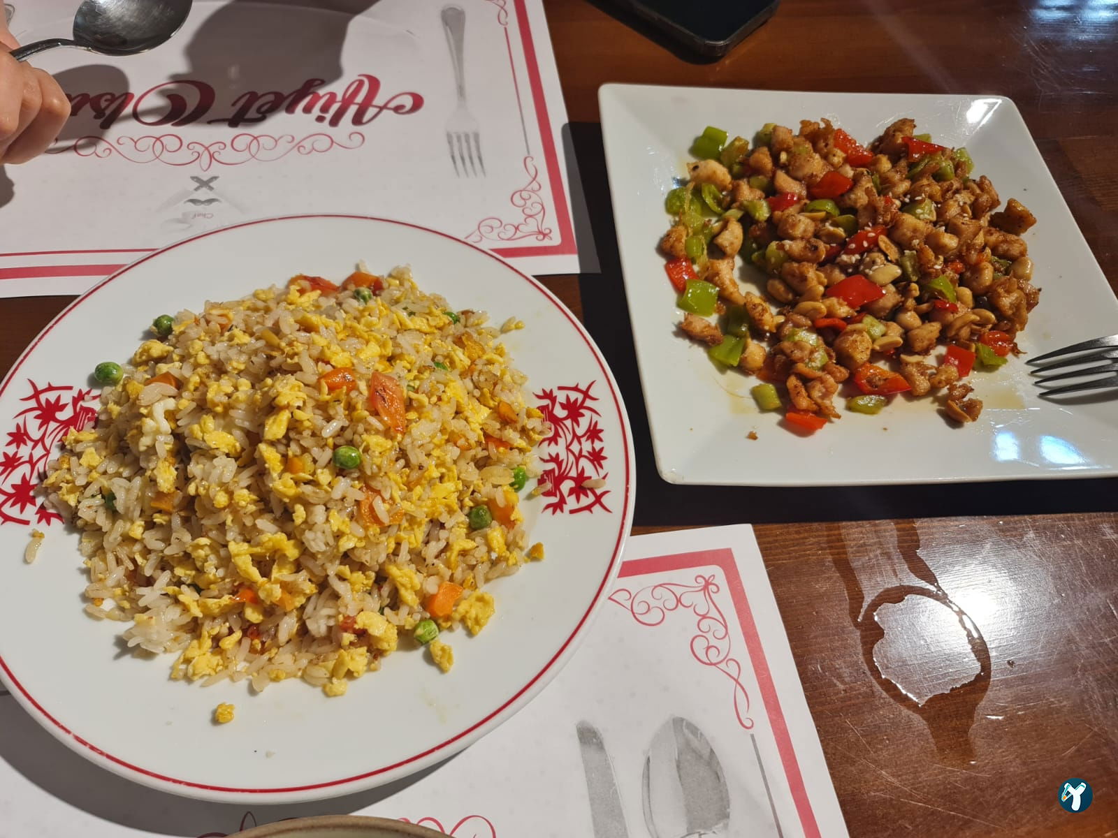 Mi̇ra Uygur Restaurant