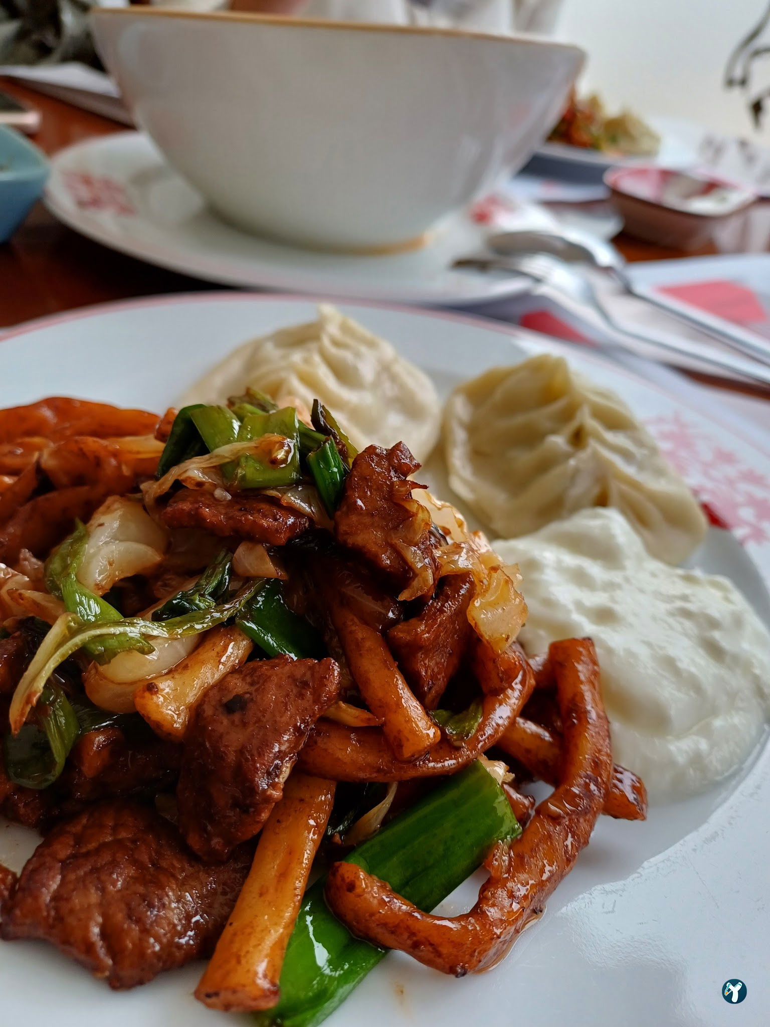 Mi̇ra Uygur Restaurant
