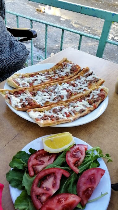 Ulamis Oz Kumru Pide salonu Fırat Ustanın yeri ‍