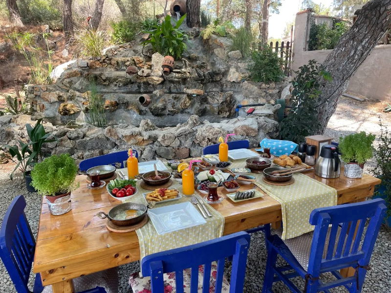 Kozalak kahvaltı evi