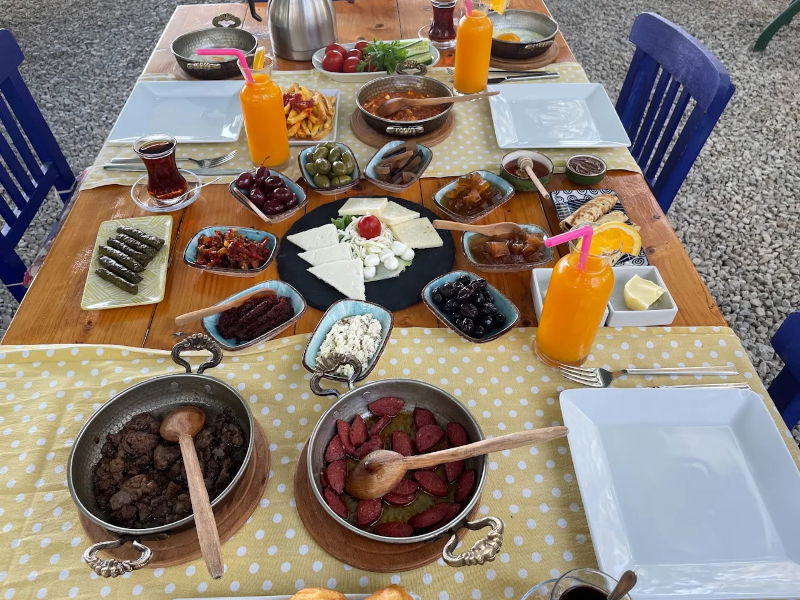 Kozalak kahvaltı evi