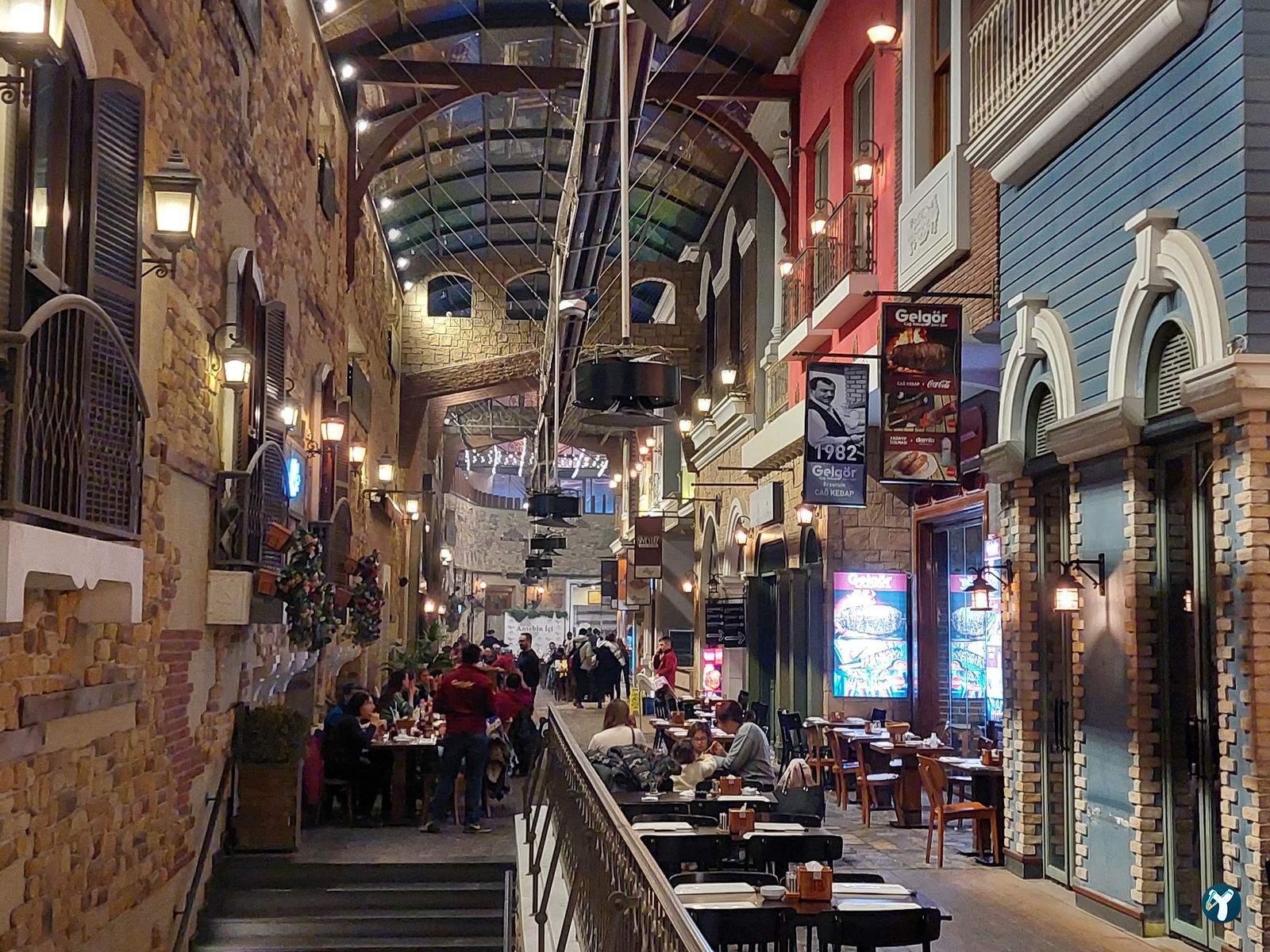 Nostalji Sokağı - Watergarden Ataşehir