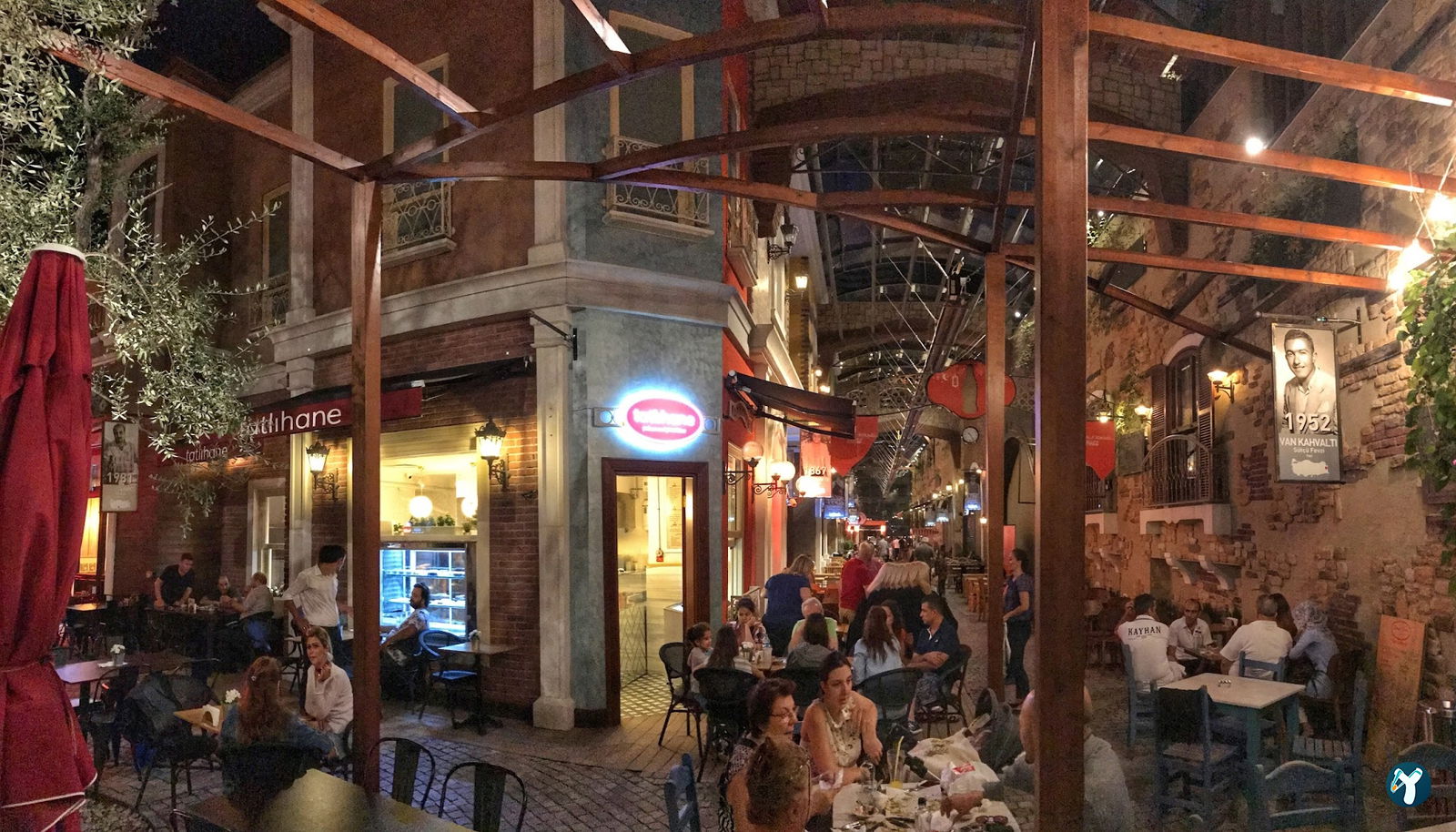 Nostalji Sokağı - Watergarden Ataşehir