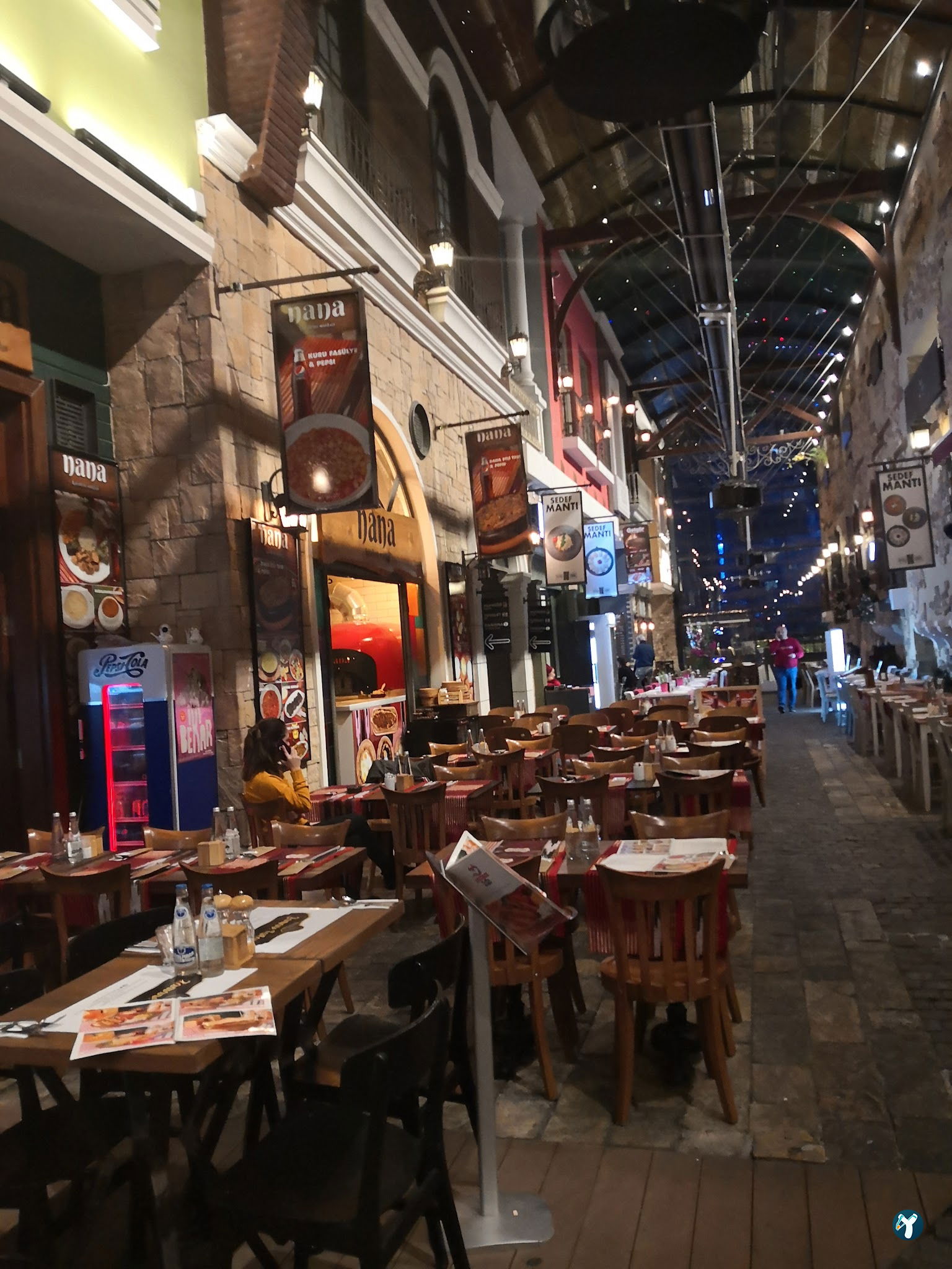 Nostalji Sokağı - Watergarden Ataşehir
