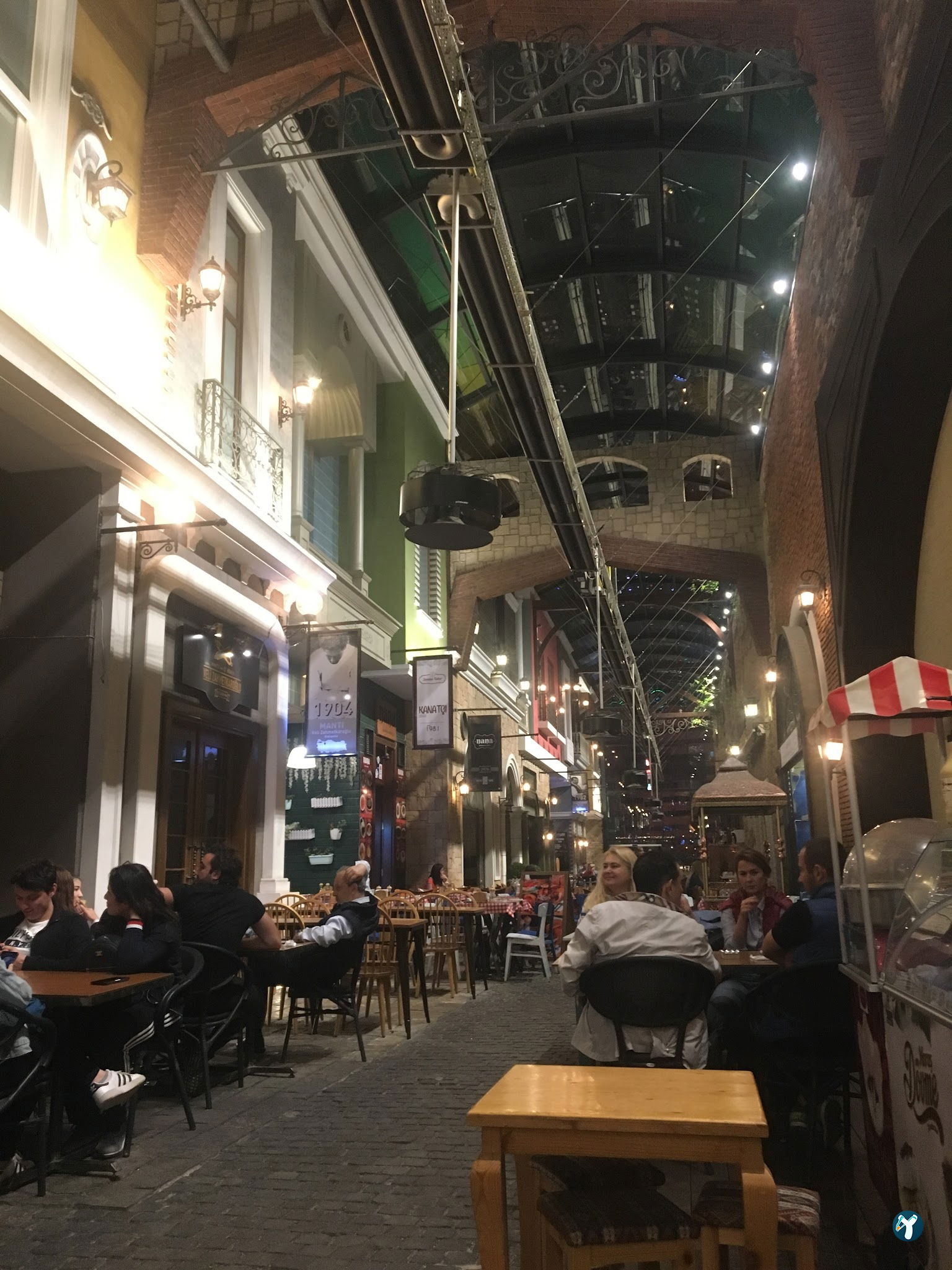 Nostalji Sokağı - Watergarden Ataşehir