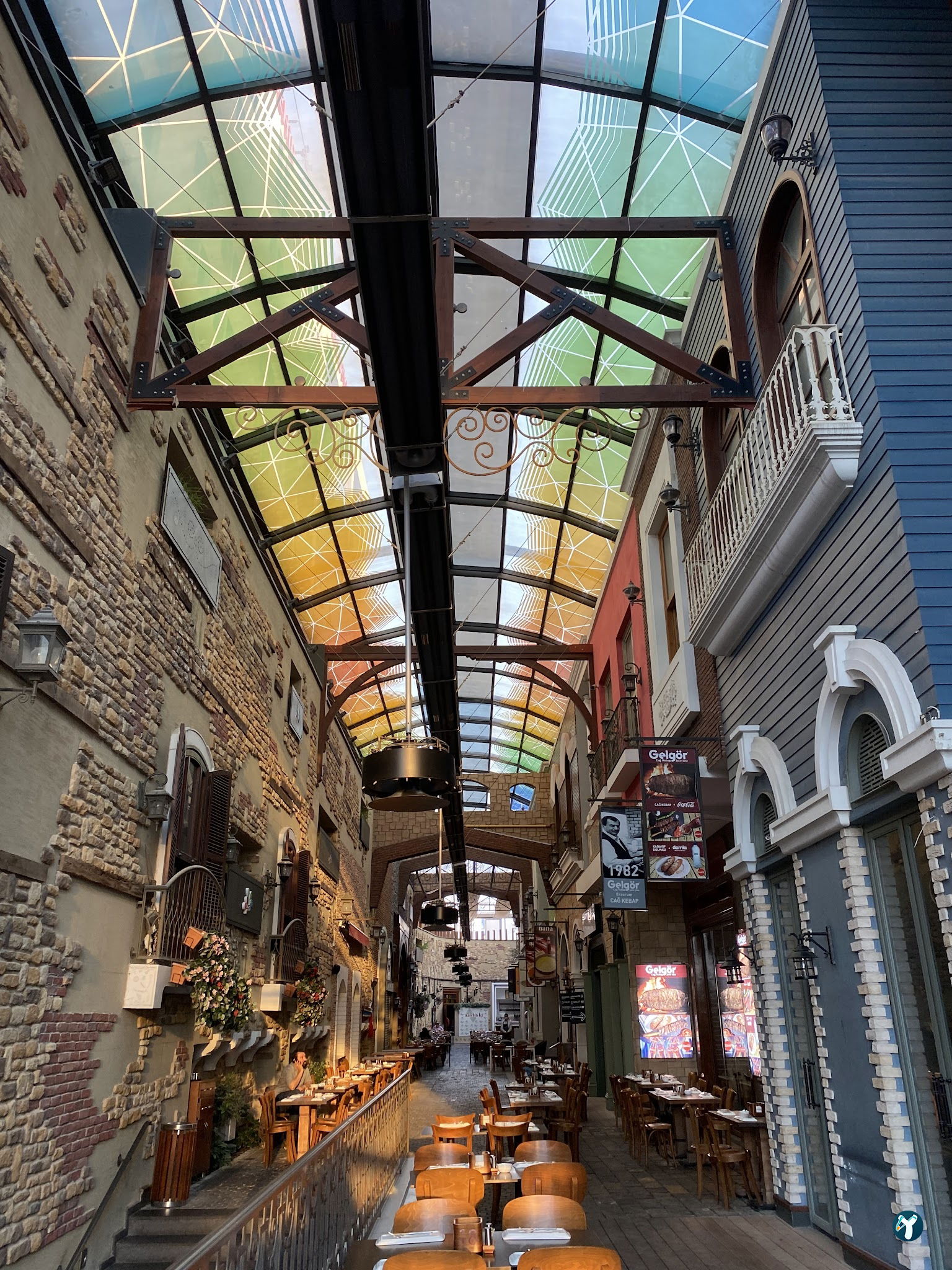 Nostalji Sokağı - Watergarden Ataşehir