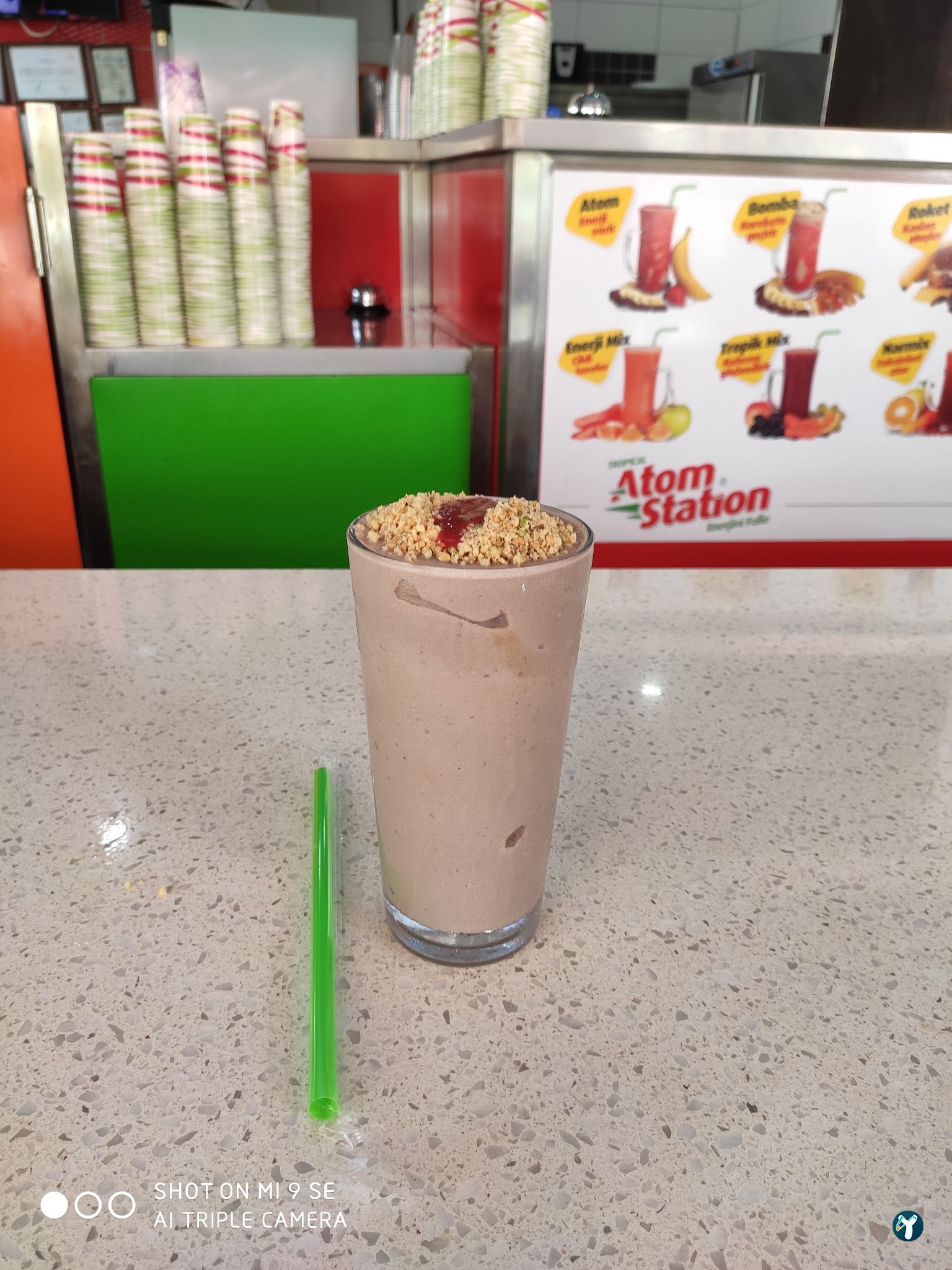 Vitamin Tropicana Cafe