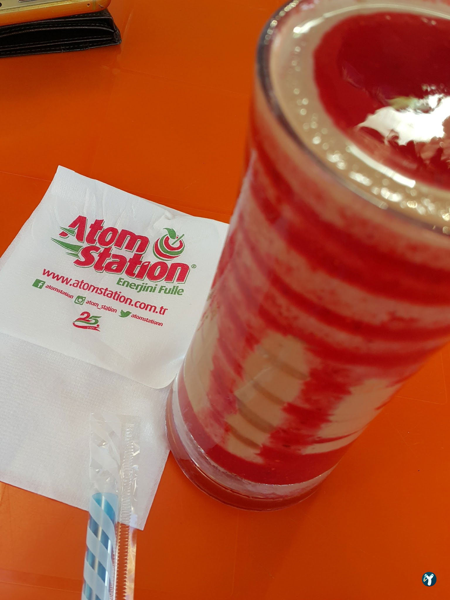 Vitamin Tropicana Cafe