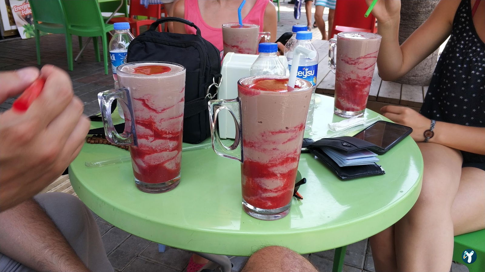 Vitamin Tropicana Cafe