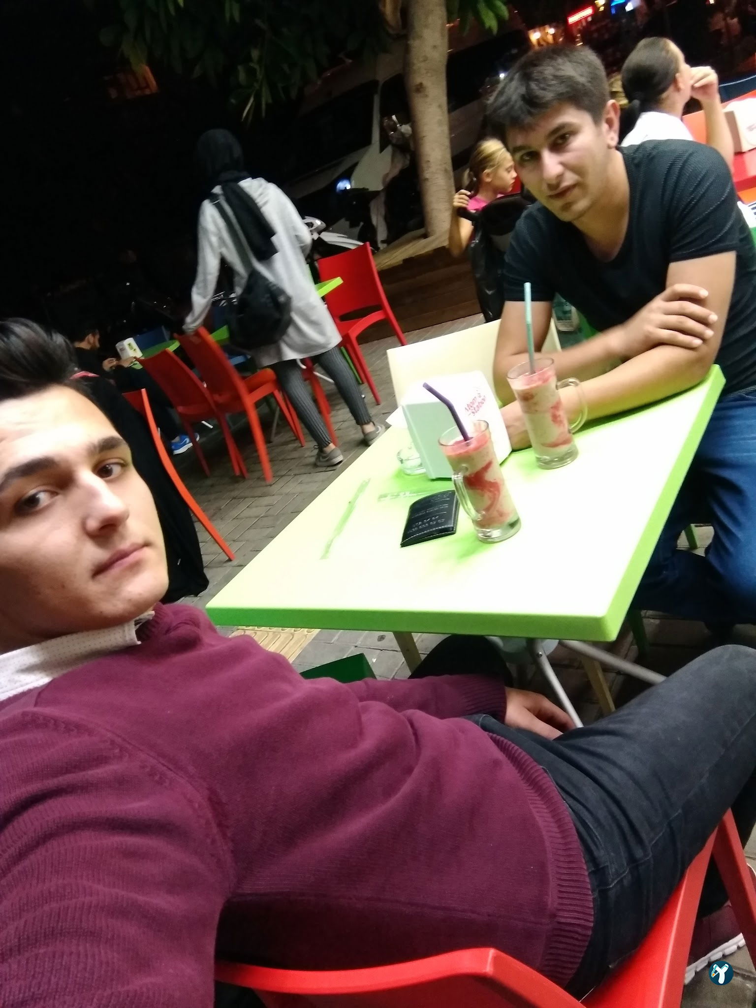 Vitamin Tropicana Cafe
