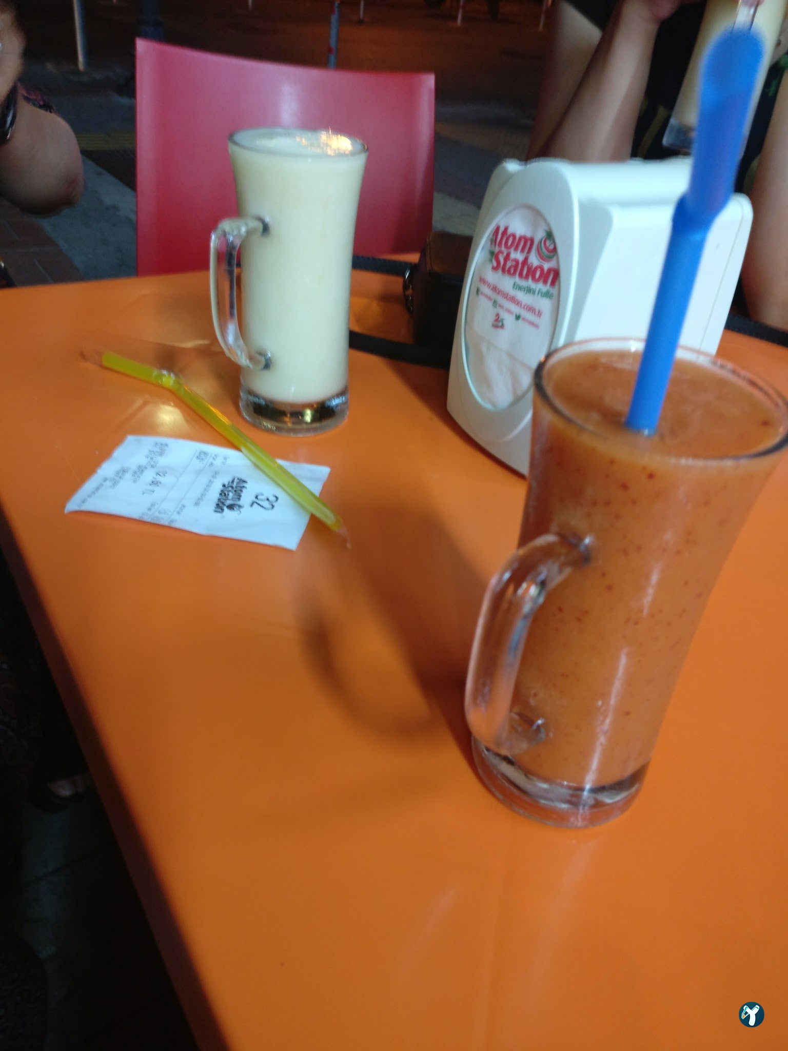 Vitamin Tropicana Cafe