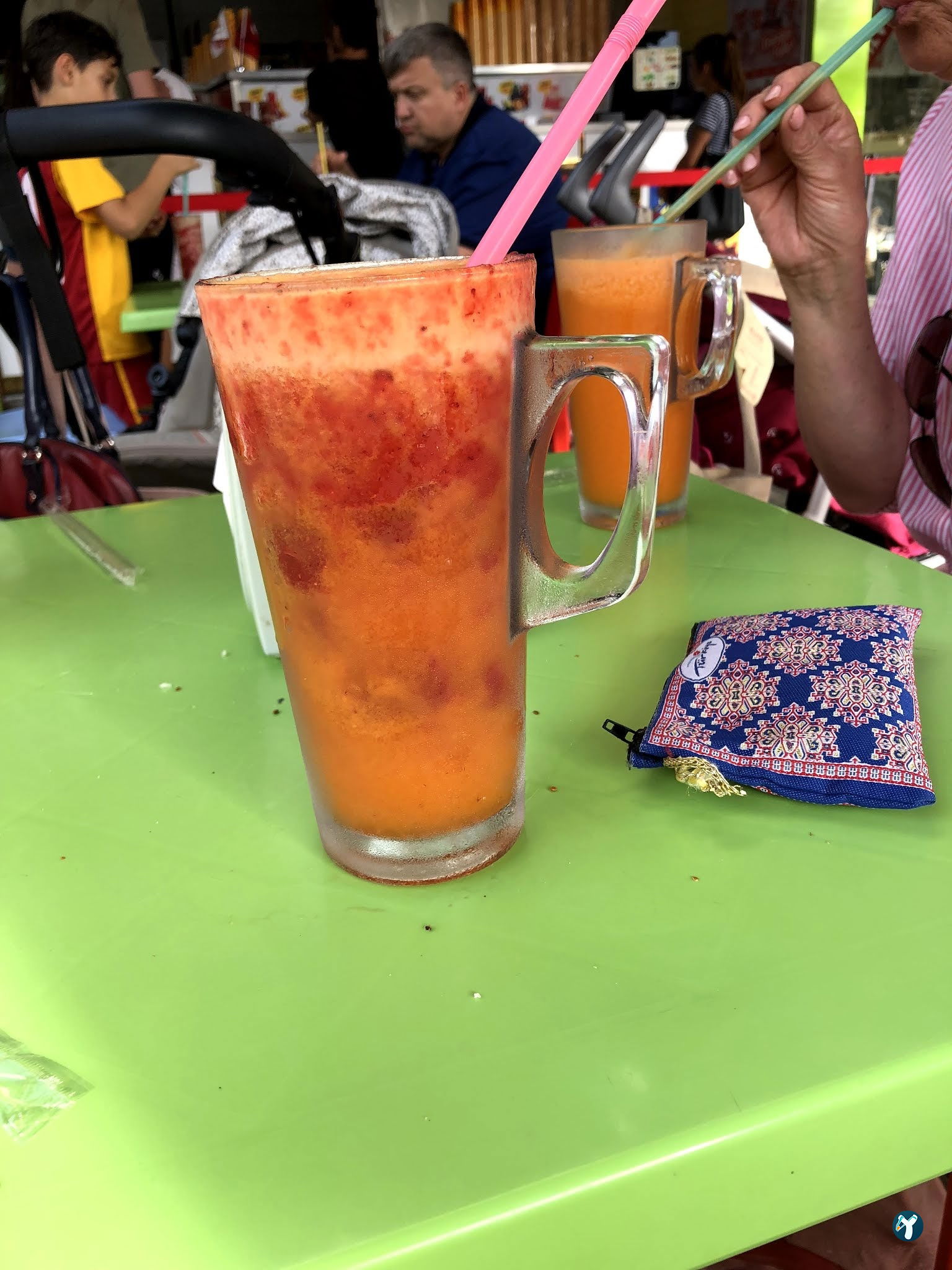Vitamin Tropicana Cafe