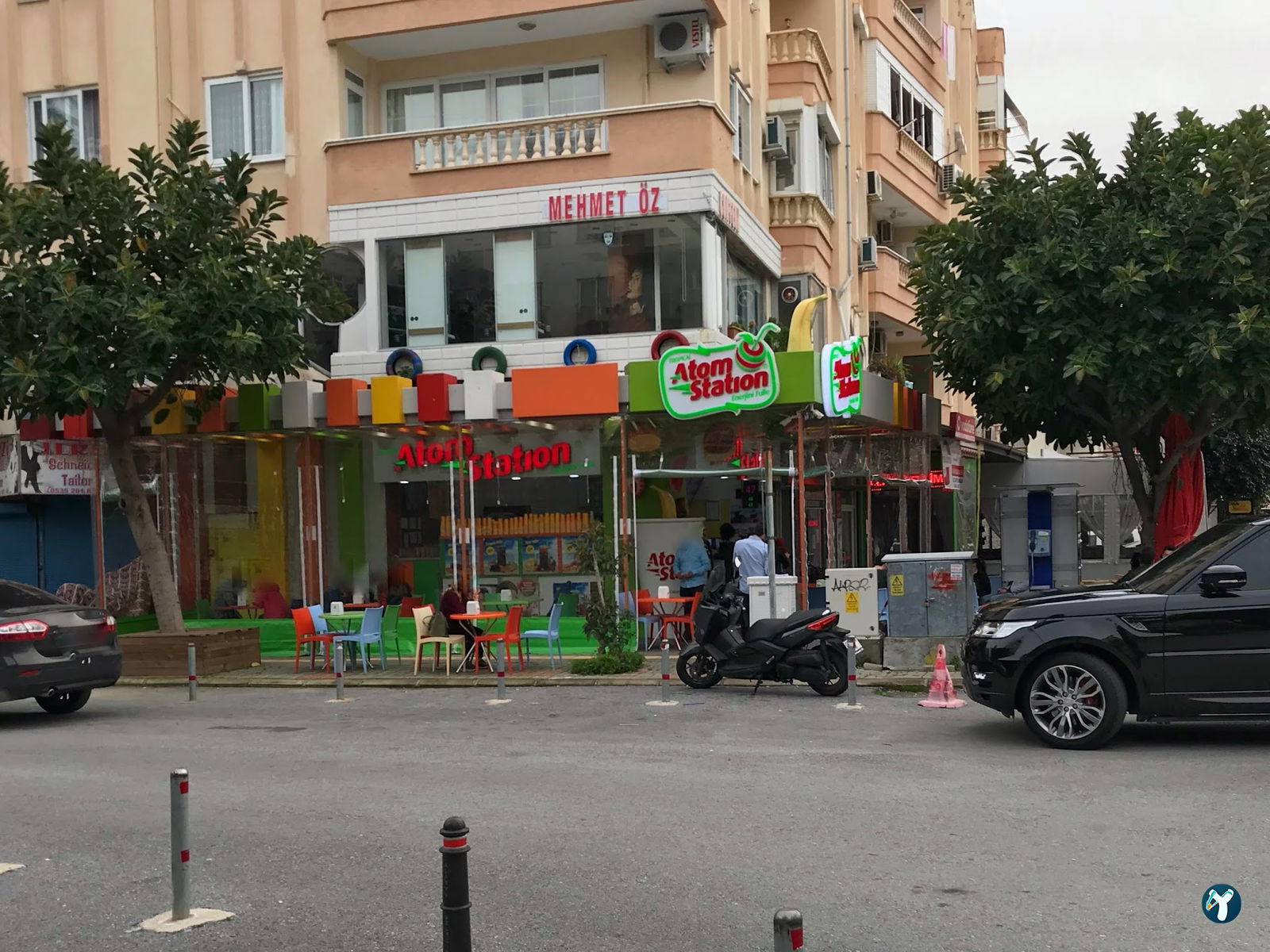 Vitamin Tropicana Cafe