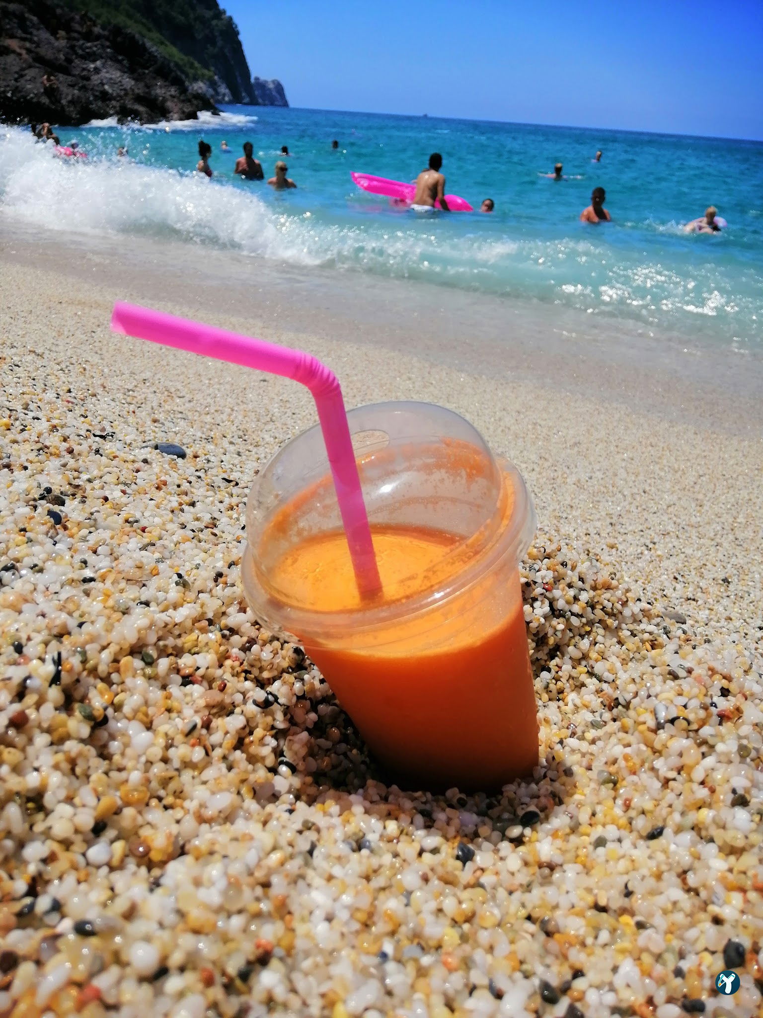 Vitamin Tropicana Cafe