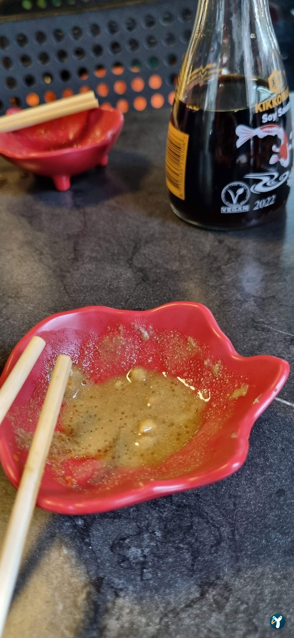 Hai Hai Sushi Bar & Asian Kitchen