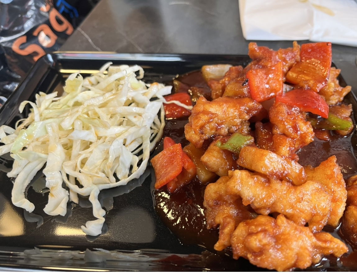 Hai Hai Sushi Bar & Asian Kitchen