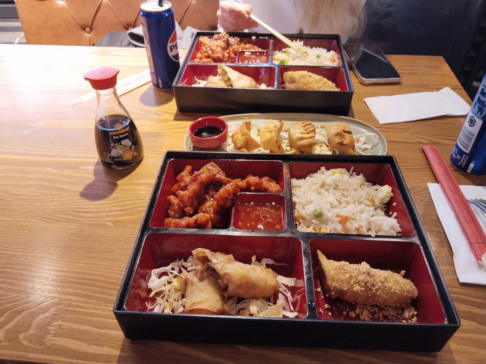 Hai Hai Sushi Bar & Asian Kitchen