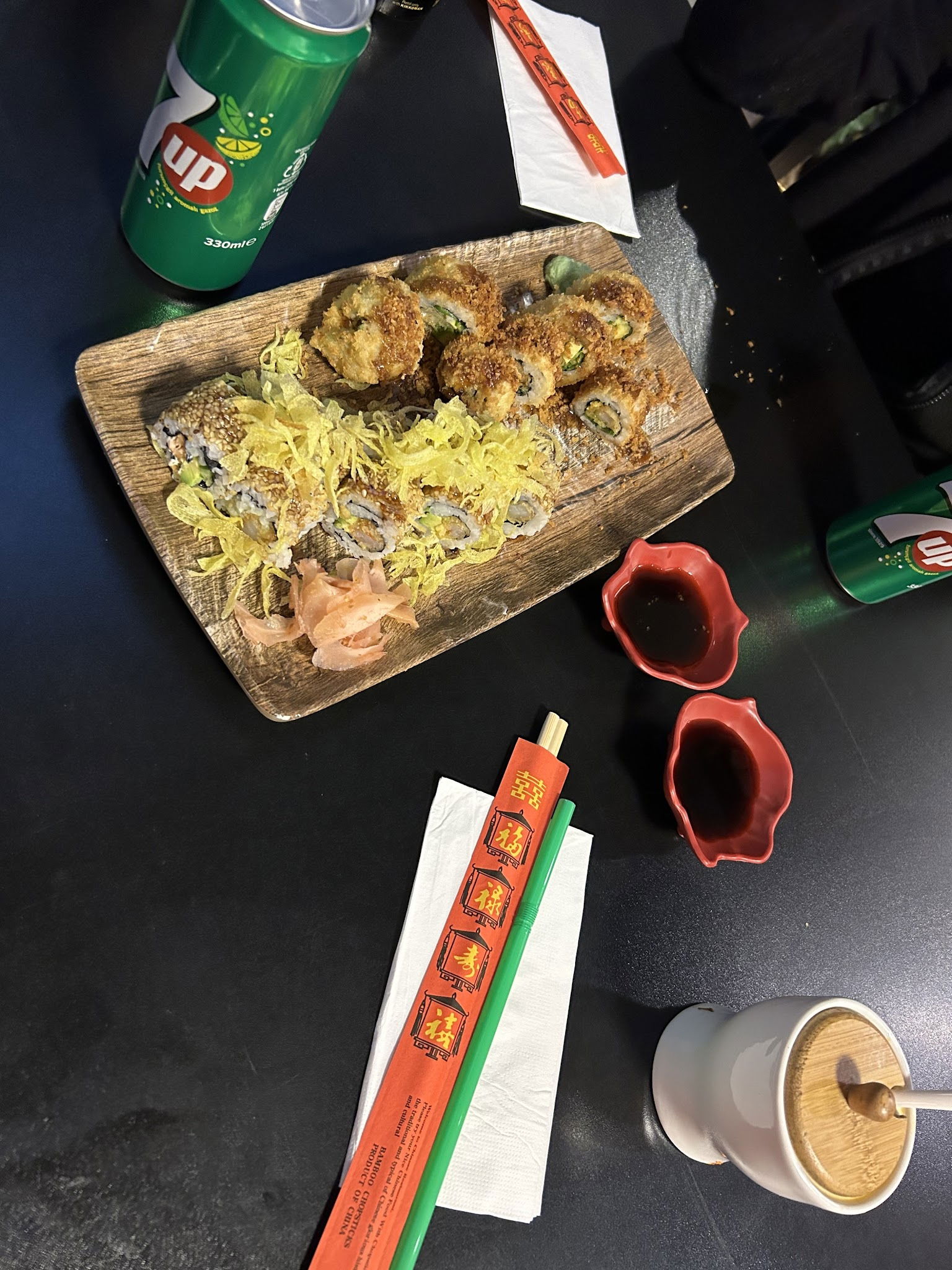 Hai Hai Sushi Bar & Asian Kitchen