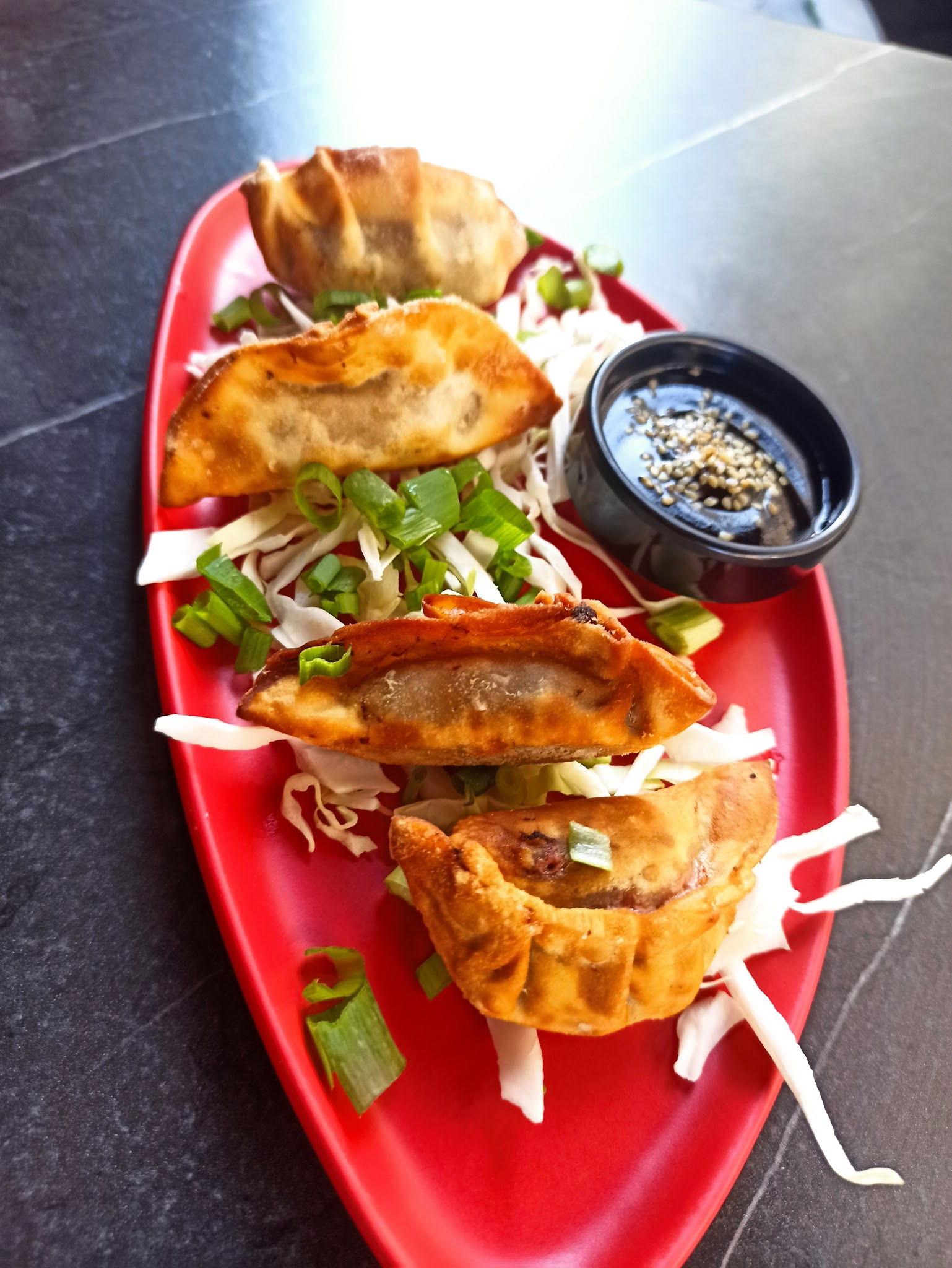 Hai Hai Sushi Bar & Asian Kitchen