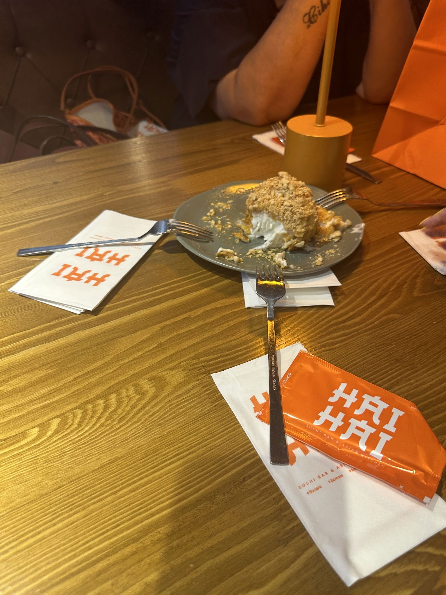 Hai Hai Sushi Bar & Asian Kitchen