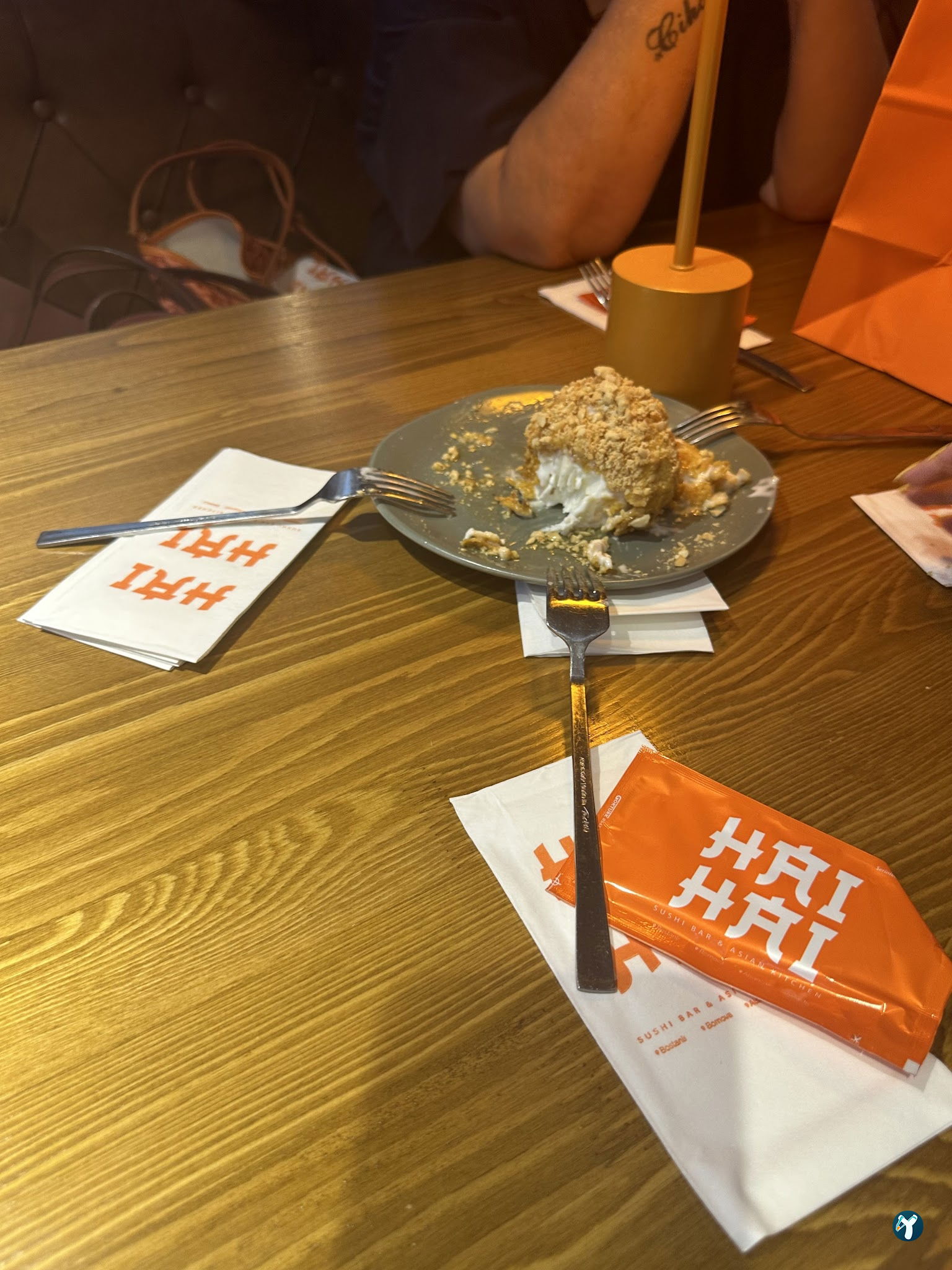 Hai Hai Sushi Bar & Asian Kitchen