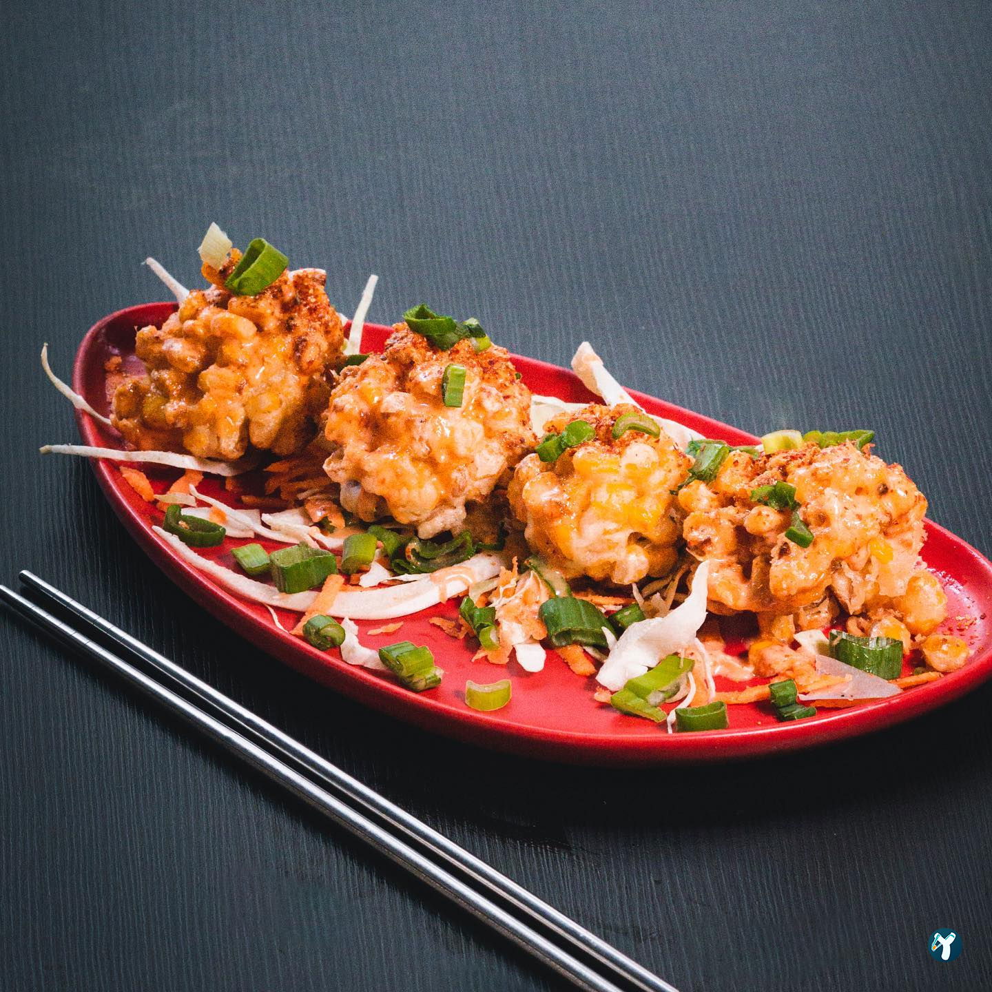 Hai Hai Sushi Bar & Asian Kitchen