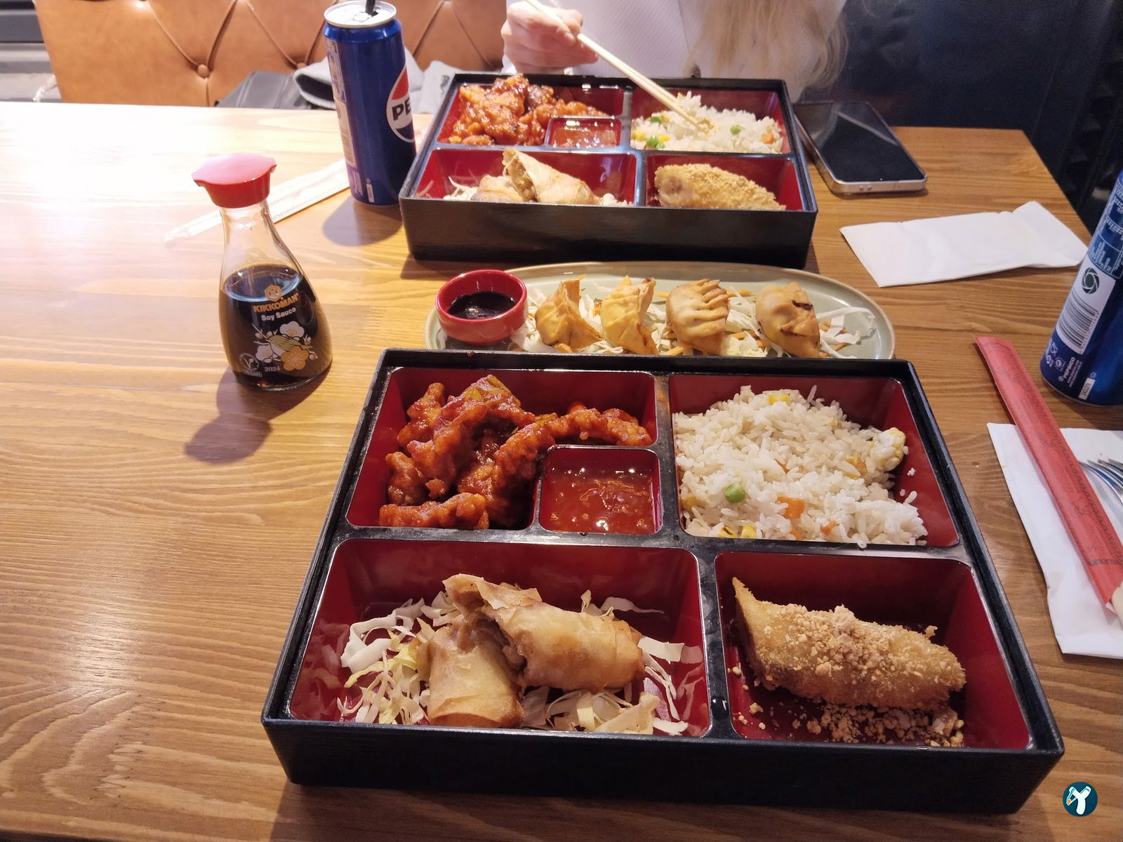 Hai Hai Sushi Bar & Asian Kitchen