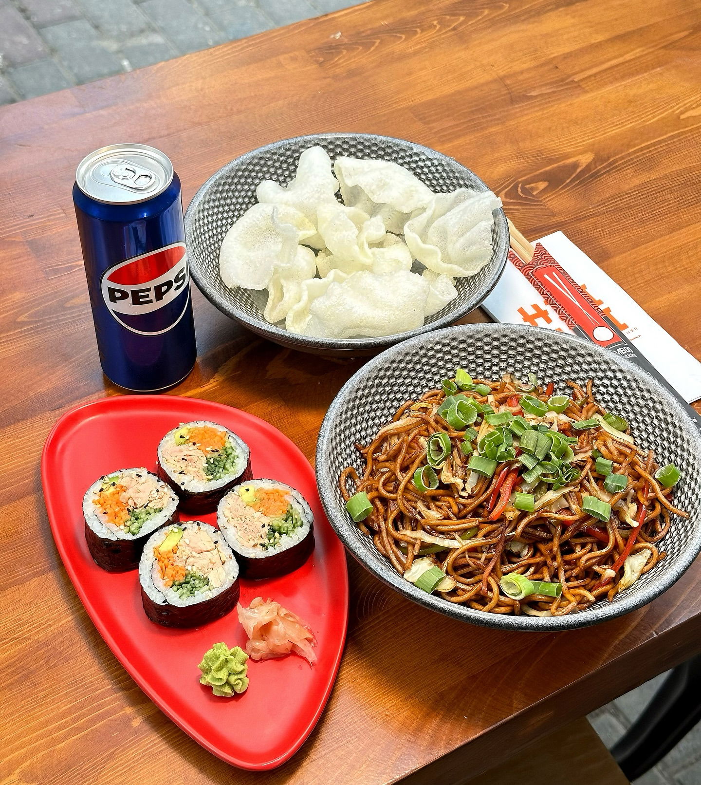 Hai Hai Sushi Bar & Asian Kitchen