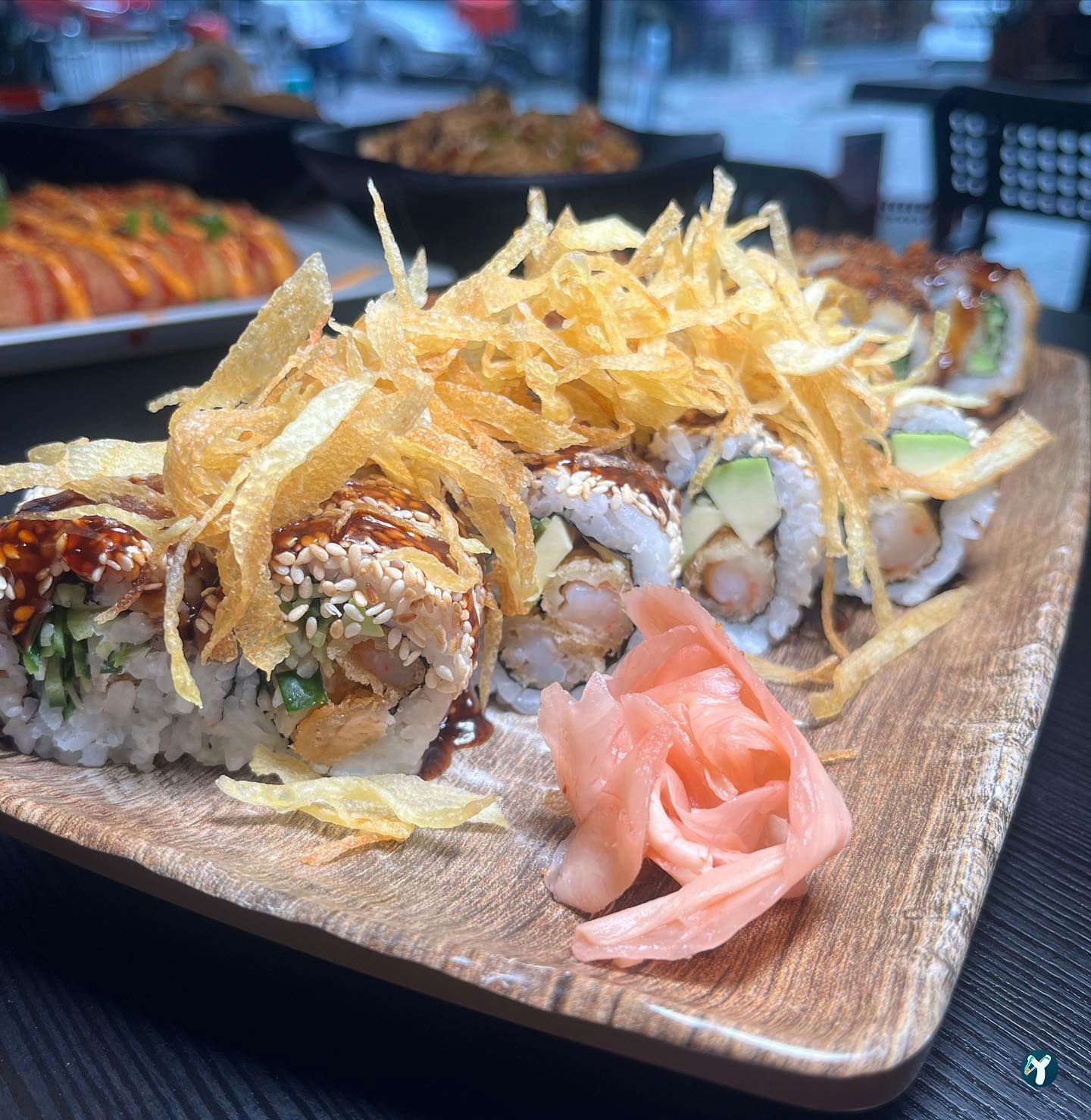 Hai Hai Sushi Bar & Asian Kitchen